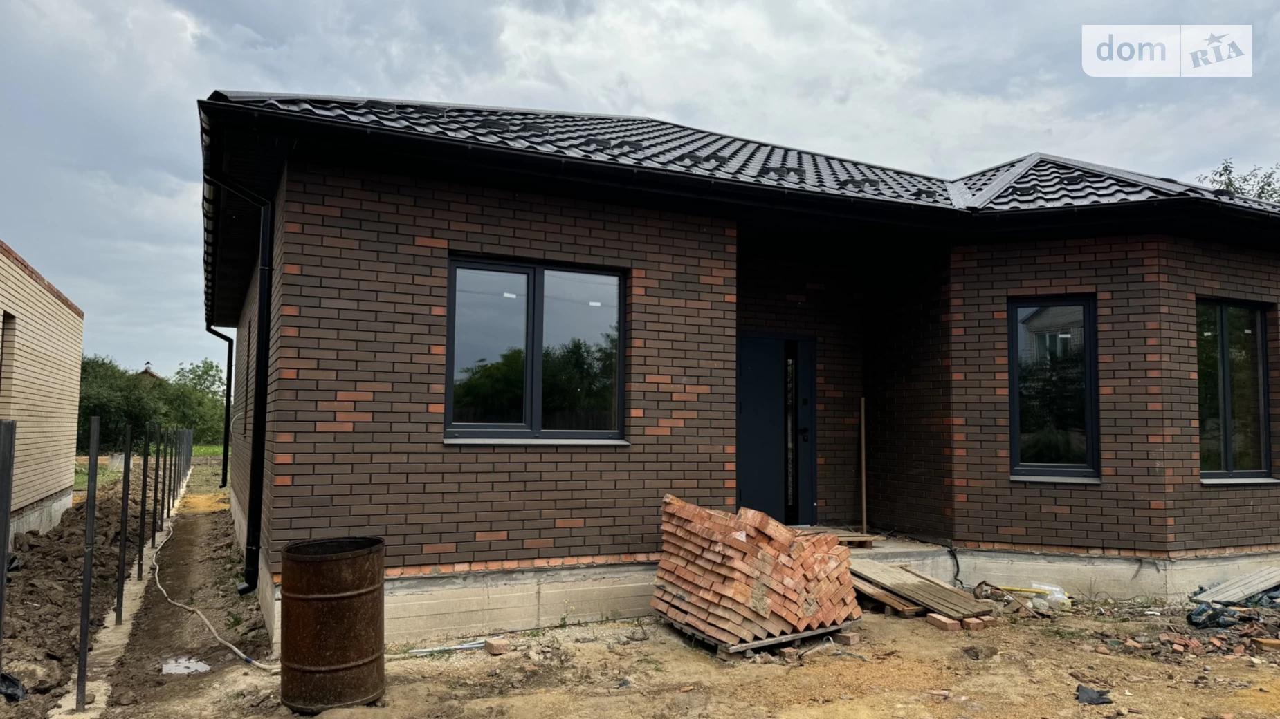 Продається одноповерховий будинок 120 кв. м з каміном, цена: 78000 $ - фото 3