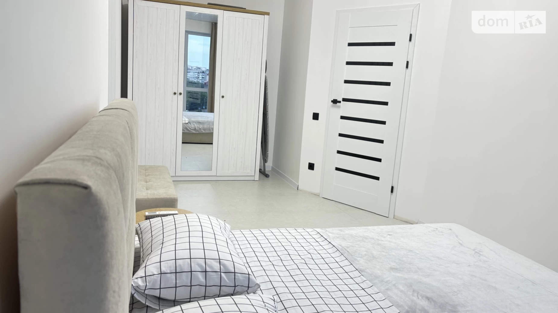 1-комнатная квартира в Луцке, ул. Привокзальная, 10Г - фото 2