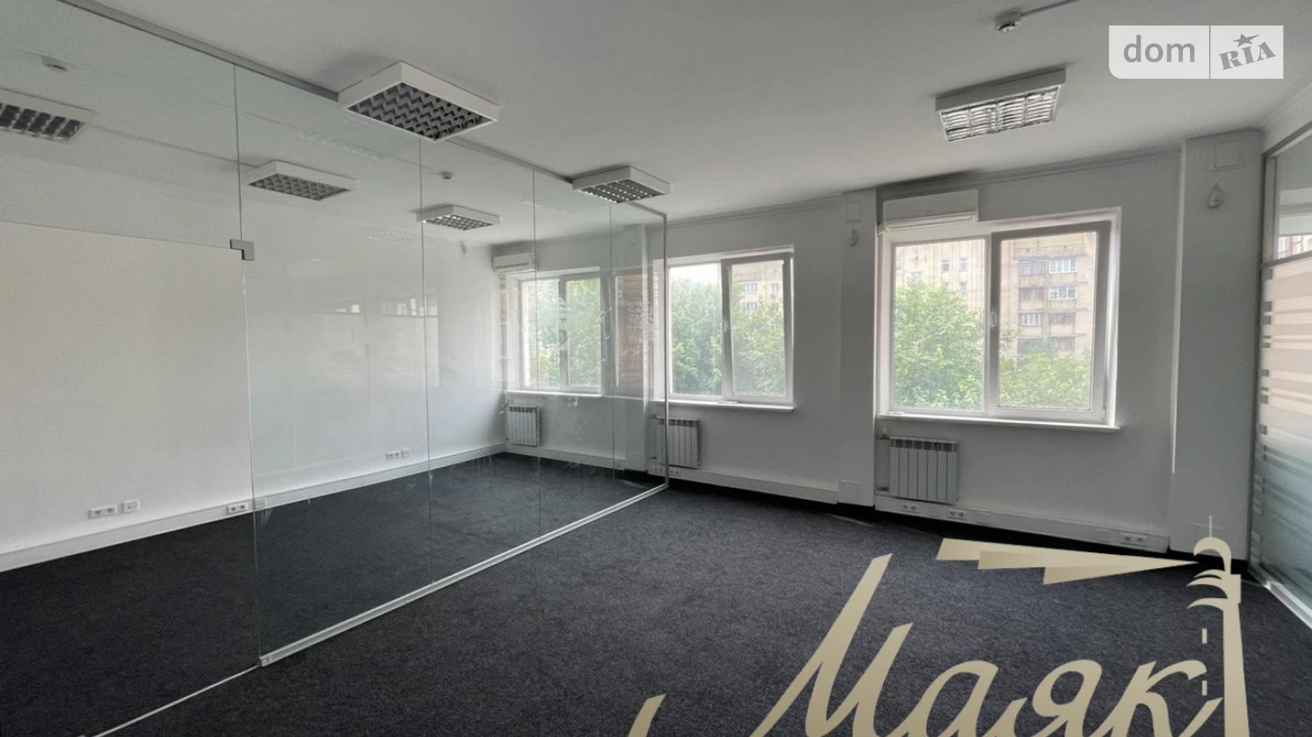 Сдается в аренду офис 230 кв. м в бизнес-центре, цена: 2700 $ - фото 3