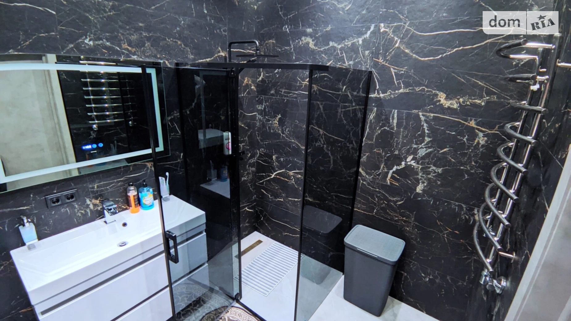 Продается дом на 2 этажа 176 кв. м с гаражом, цена: 250000 $ - фото 4