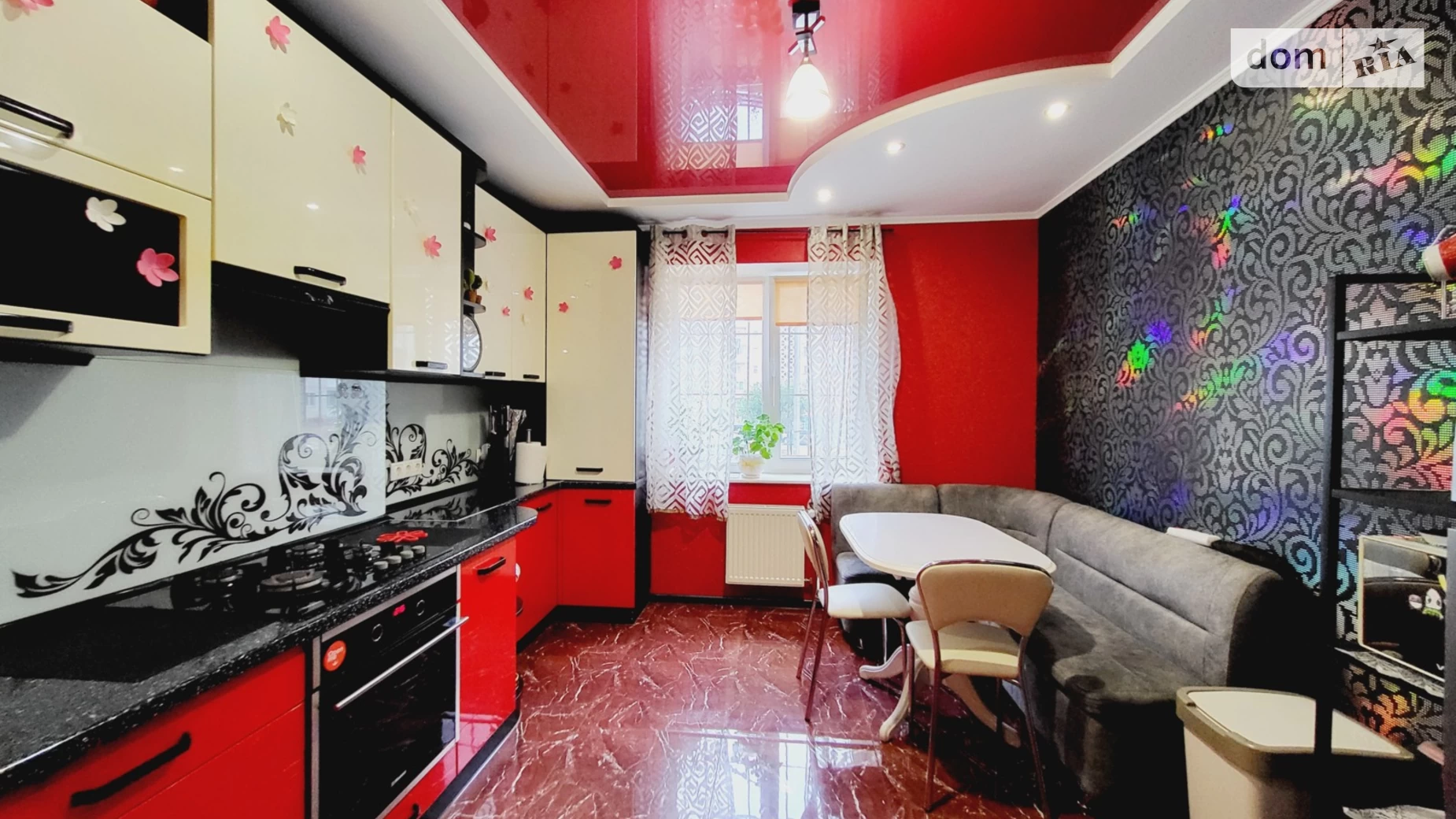 Продается 3-комнатная квартира 121 кв. м в Виннице, ул. Келецкая - фото 2