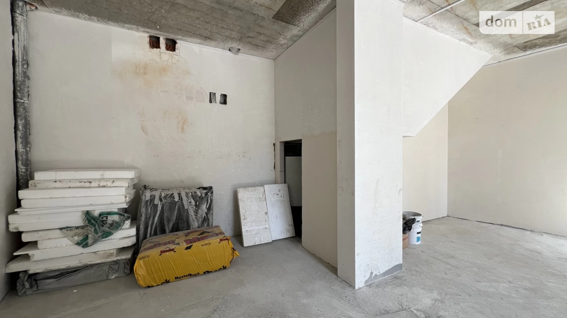 Сдается в аренду офис 267 кв. м в бизнес-центре, цена: 2800 $ - фото 2