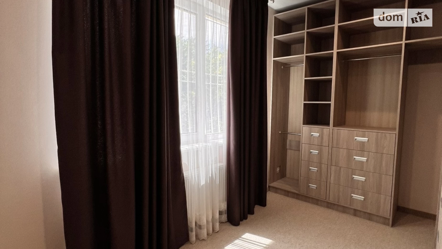 Продается дом на 2 этажа 225 кв. м с бассейном, цена: 350000 $ - фото 4