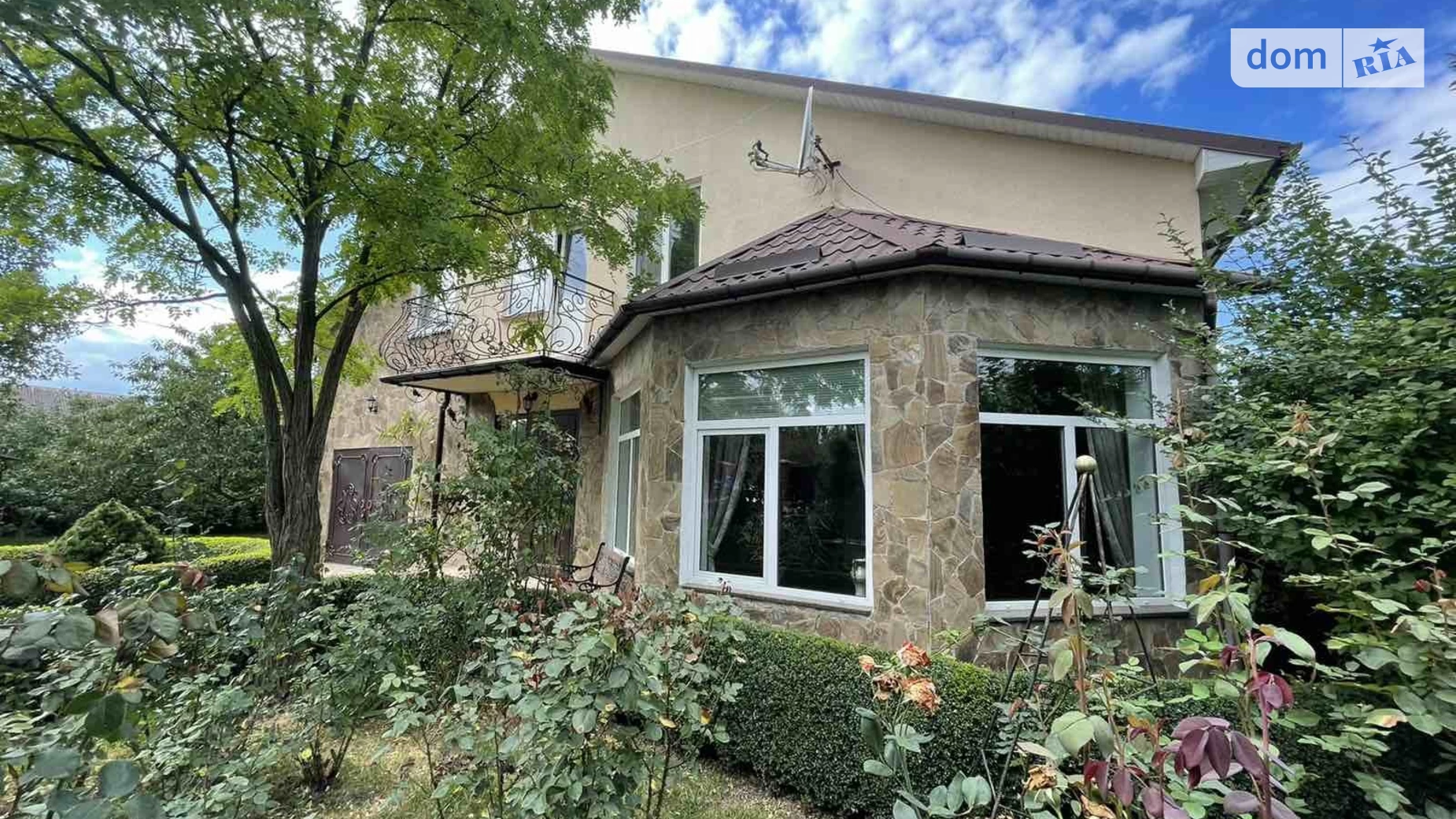 Продается дом на 2 этажа 262 кв. м с камином, цена: 208000 $ - фото 3