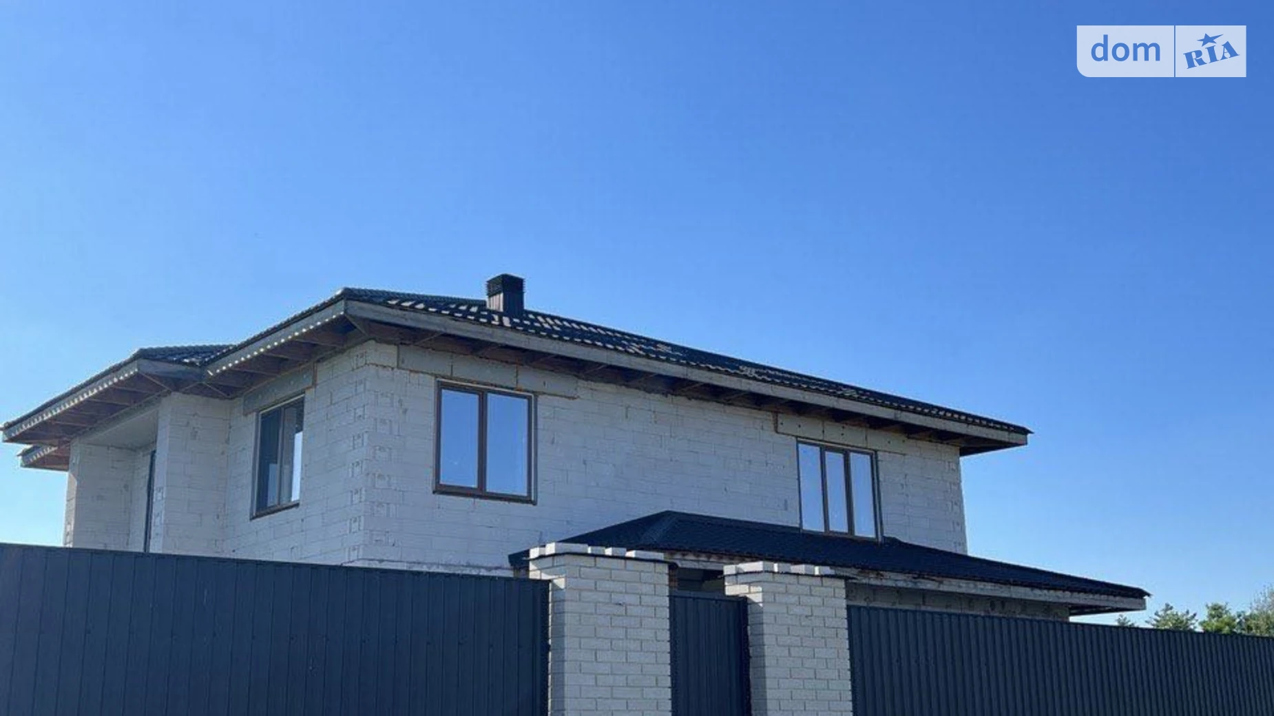 Продается дом на 2 этажа 261.5 кв. м с подвалом, цена: 200000 € - фото 3