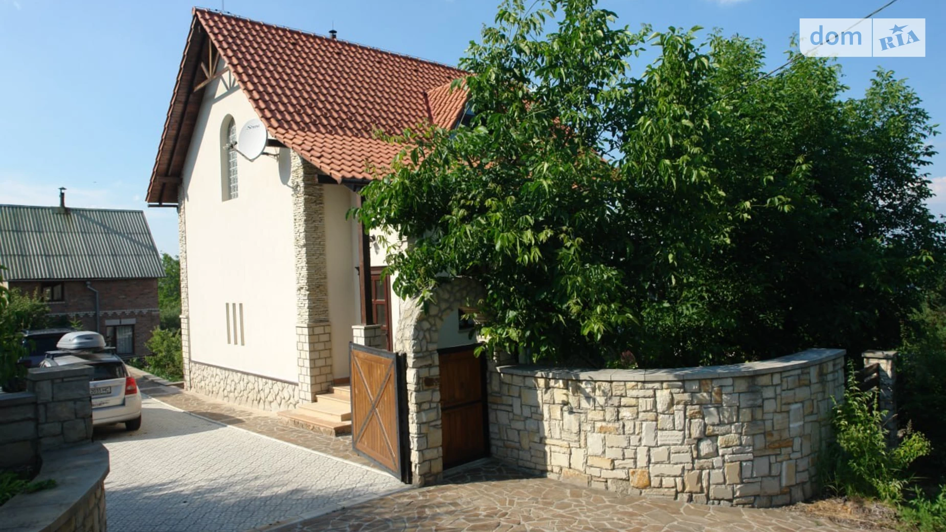 Продается дом на 3 этажа 157 кв. м с баней/сауной, цена: 160000 $ - фото 2
