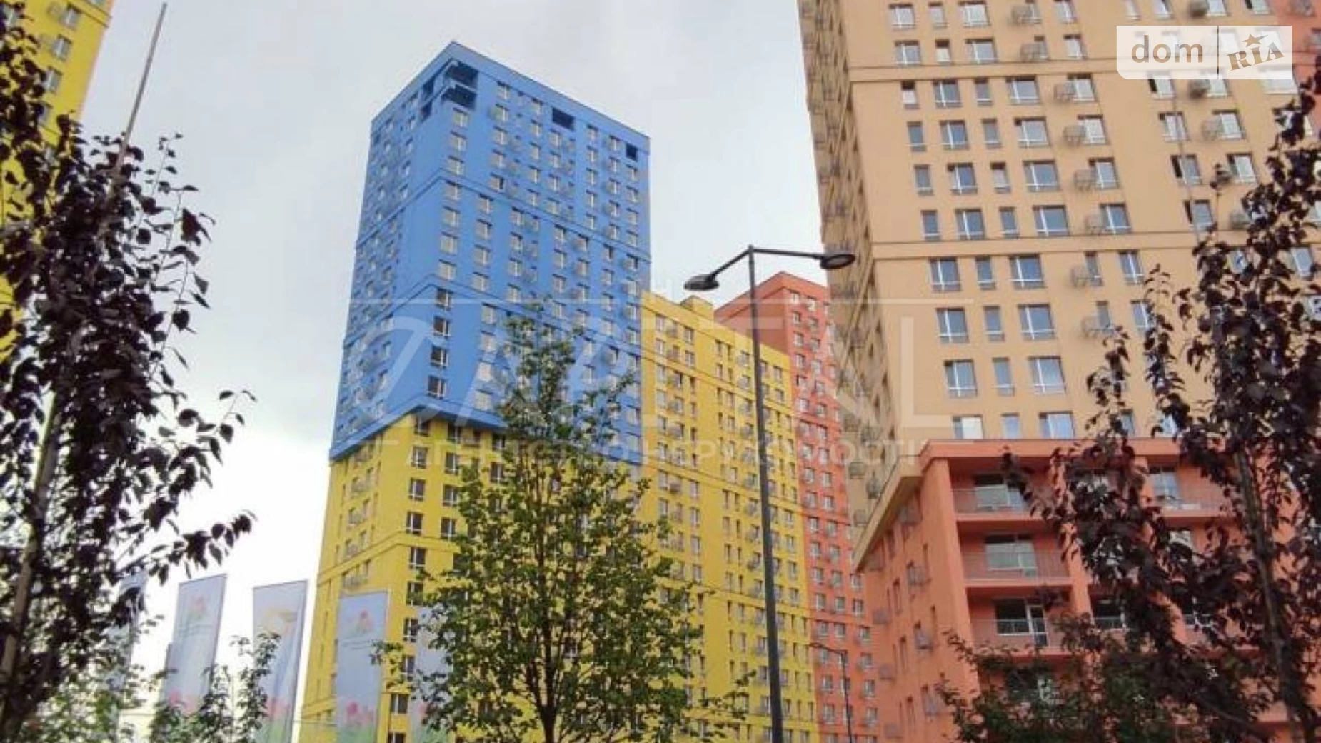 Продается 3-комнатная квартира 86 кв. м в Киеве, Столичное шоссе, 2А - фото 2