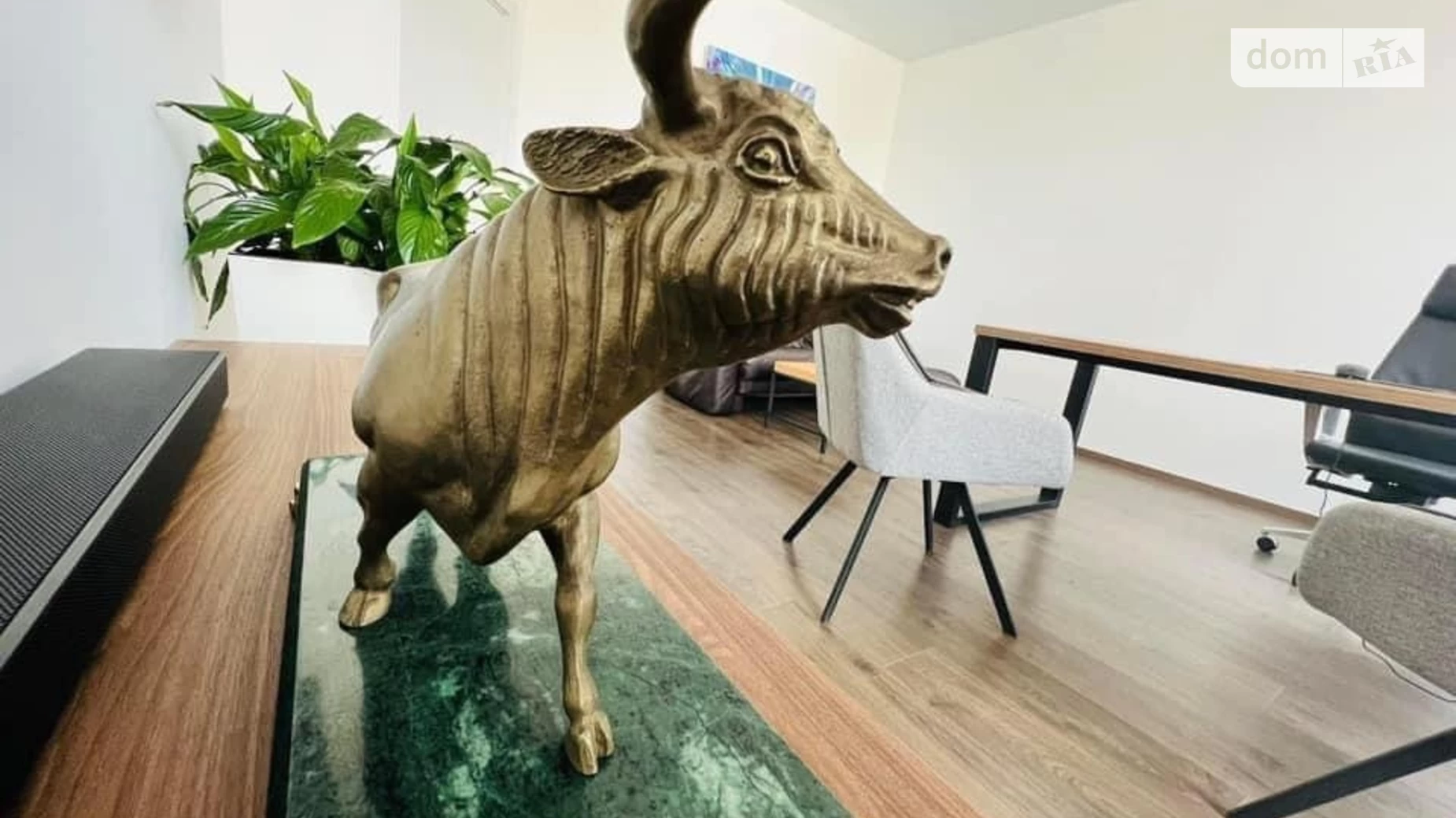 Продається офіс 43 кв. м в бізнес-центрі, цена: 35700 $ - фото 3