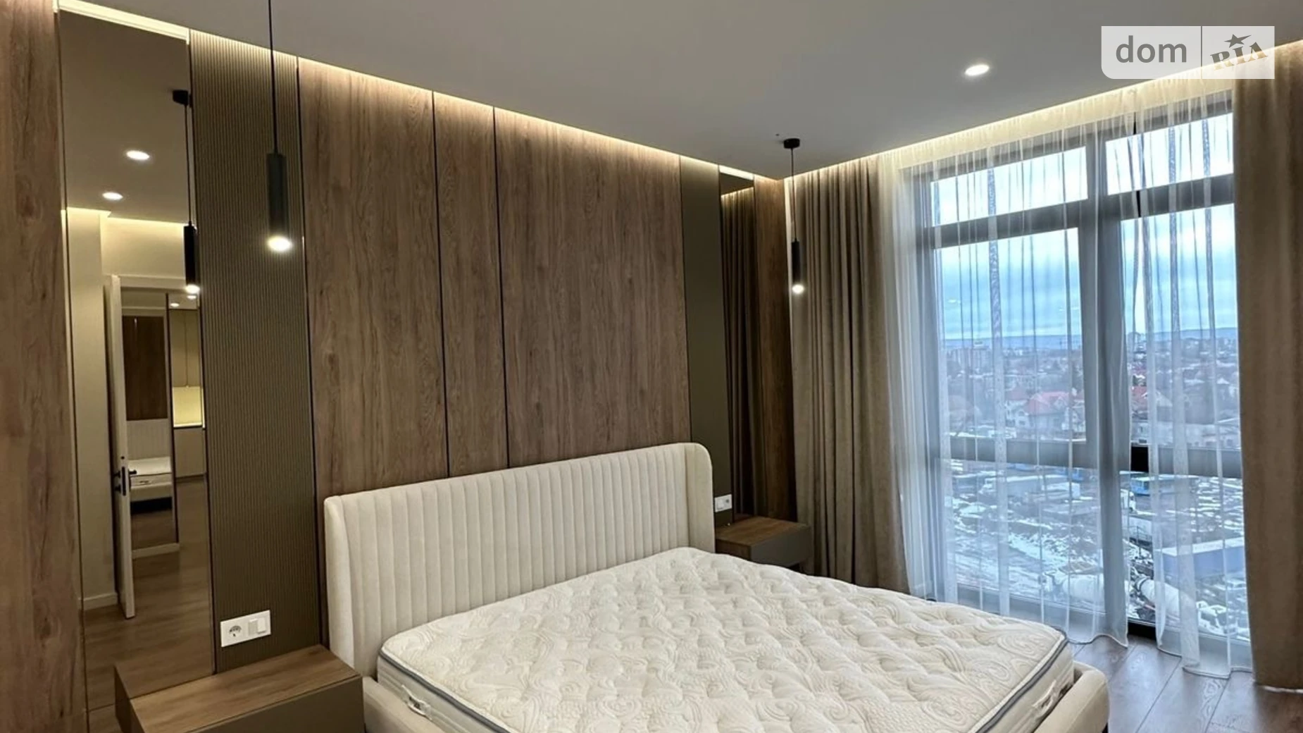 Продається 2-кімнатна квартира 87 кв. м у Ужгороді, наб. Слов'янська, 25 - фото 3