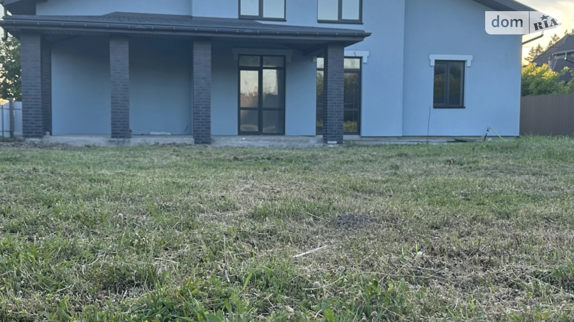 Продается дом на 2 этажа 155 кв. м с подвалом, цена: 137000 $ - фото 2