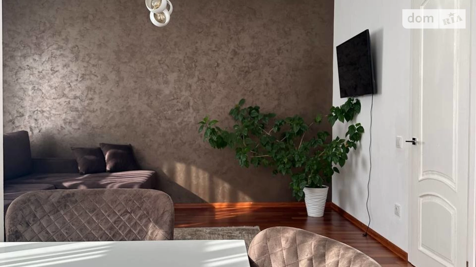 Продается часть дома 160 кв. м с мансардой, цена: 125000 $ - фото 2