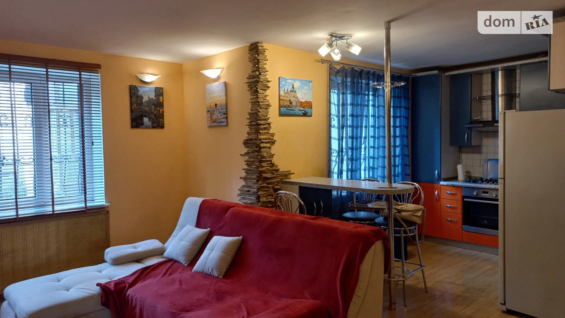 Продается 4-комнатная квартира 80 кв. м в Одессе, ул. Академика Королева, 94 - фото 2