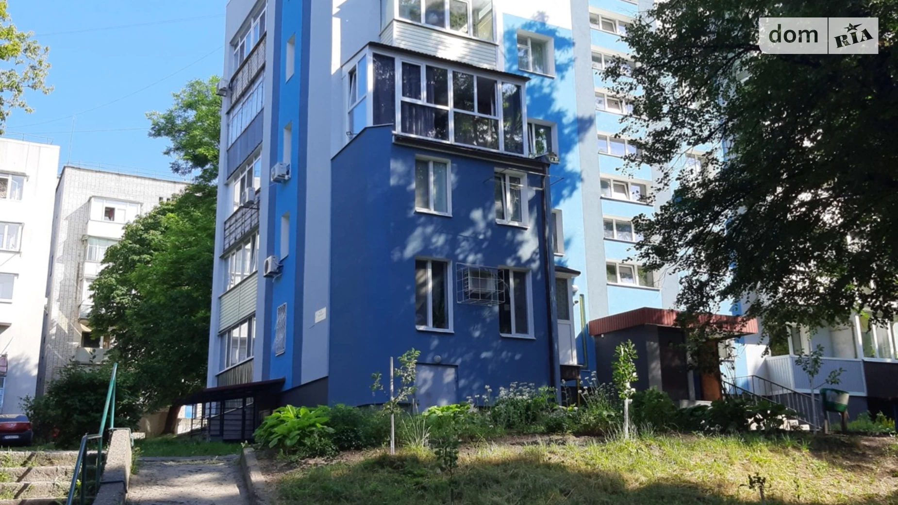 Продается 1-комнатная квартира 36 кв. м в Светловодске, ул. Строителей, 6 - фото 2
