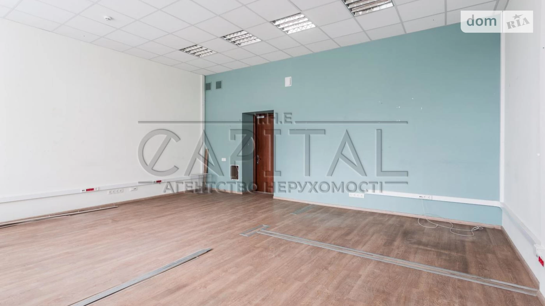 Сдается в аренду офис 538 кв. м в бизнес-центре, цена: 5918 $ - фото 4