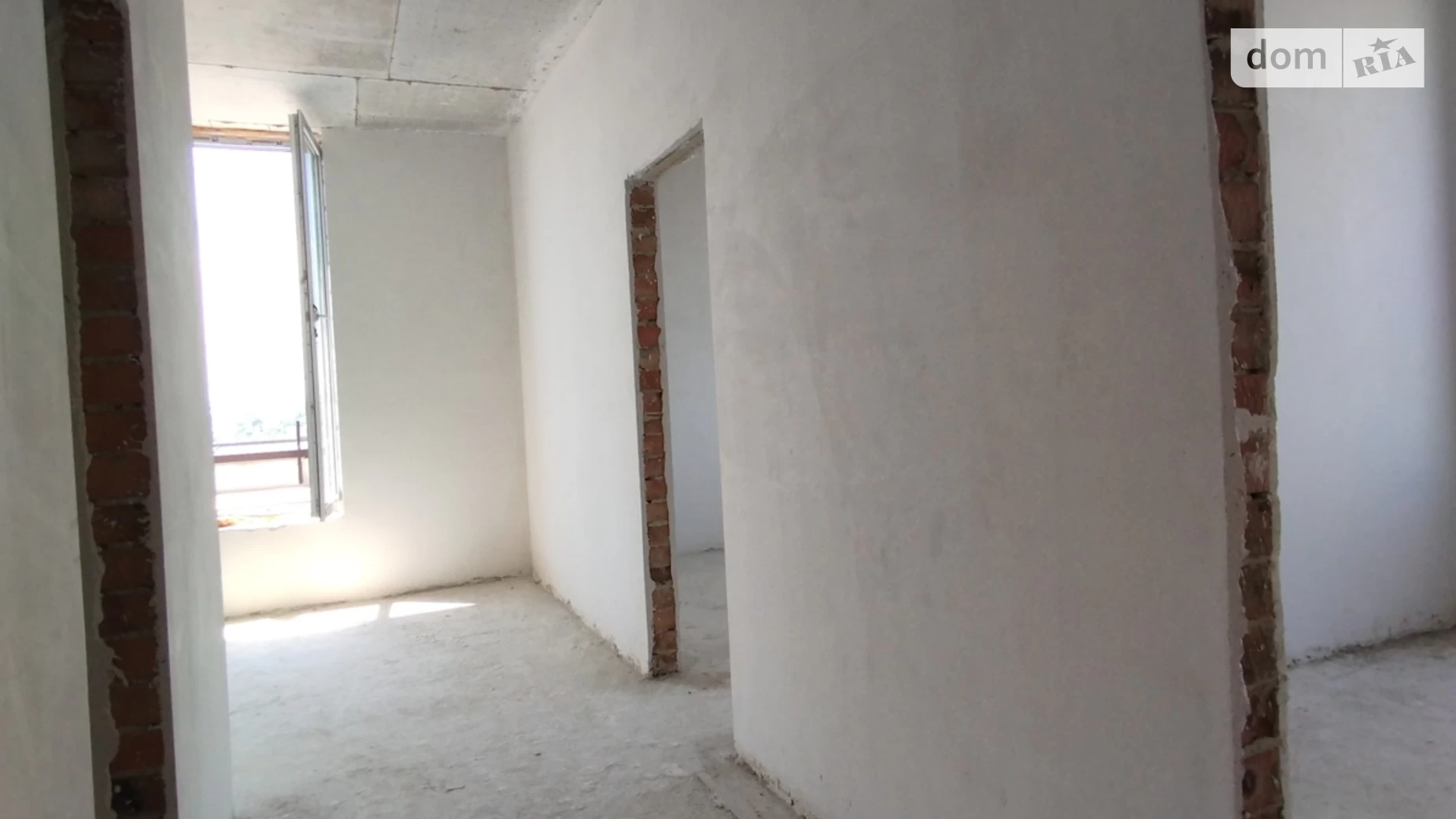 Продается 2-комнатная квартира 52.2 кв. м в Ивано-Франковске, ул. Микитинецкая, 2 - фото 2