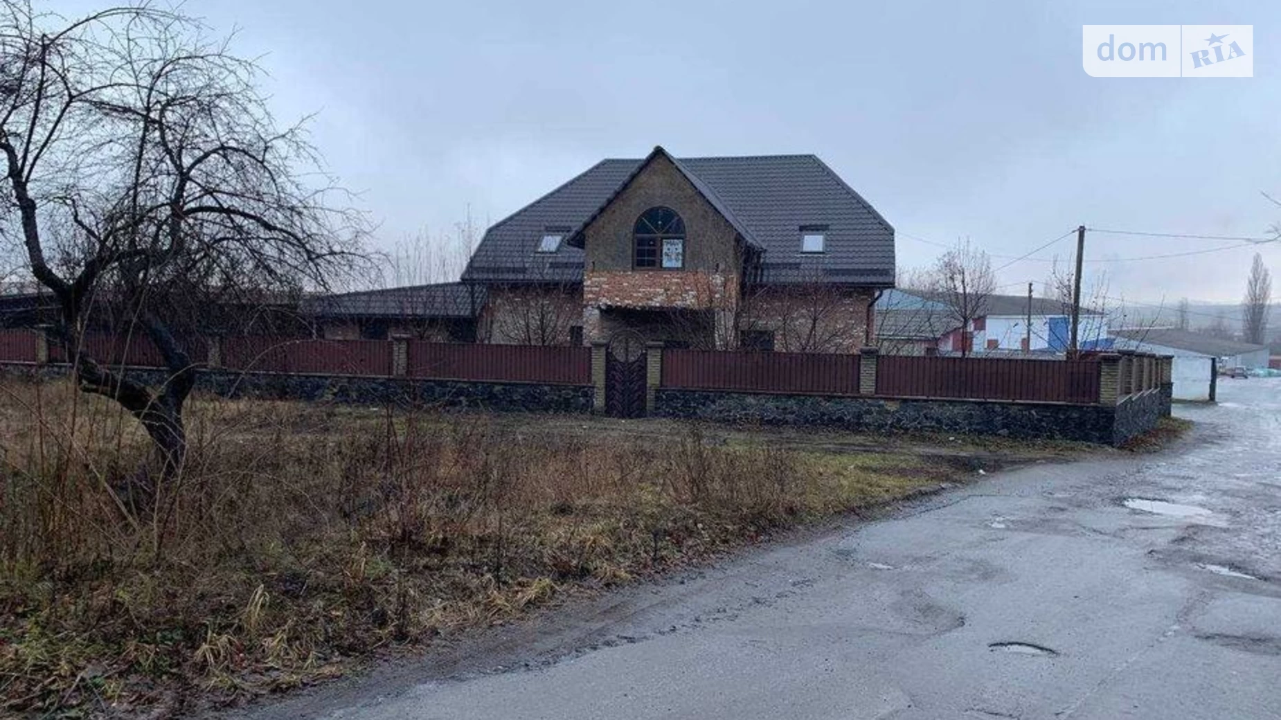Продается дом на 2 этажа 250 кв. м с садом, цена: 80000 $ - фото 4
