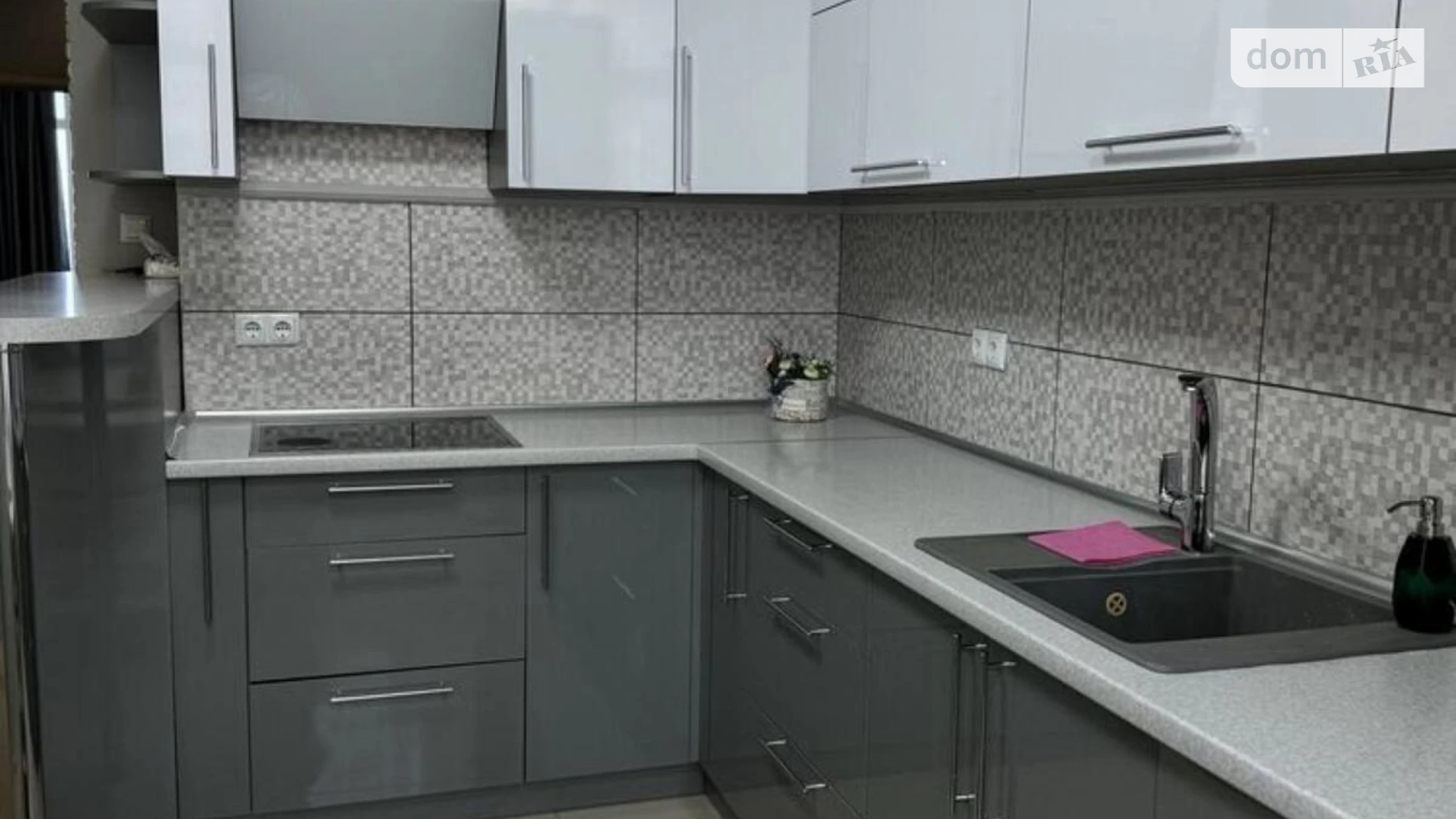 Продается 3-комнатная квартира 107 кв. м в Одессе, ул. Валерия Самофалова, 16А/2 - фото 3