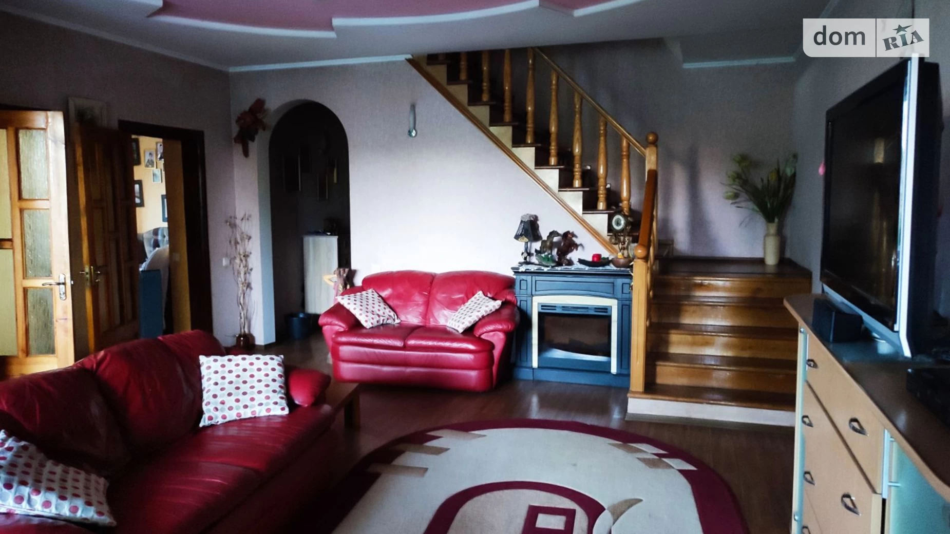 Продается дом на 2 этажа 238 кв. м с гаражом, цена: 140000 $ - фото 2