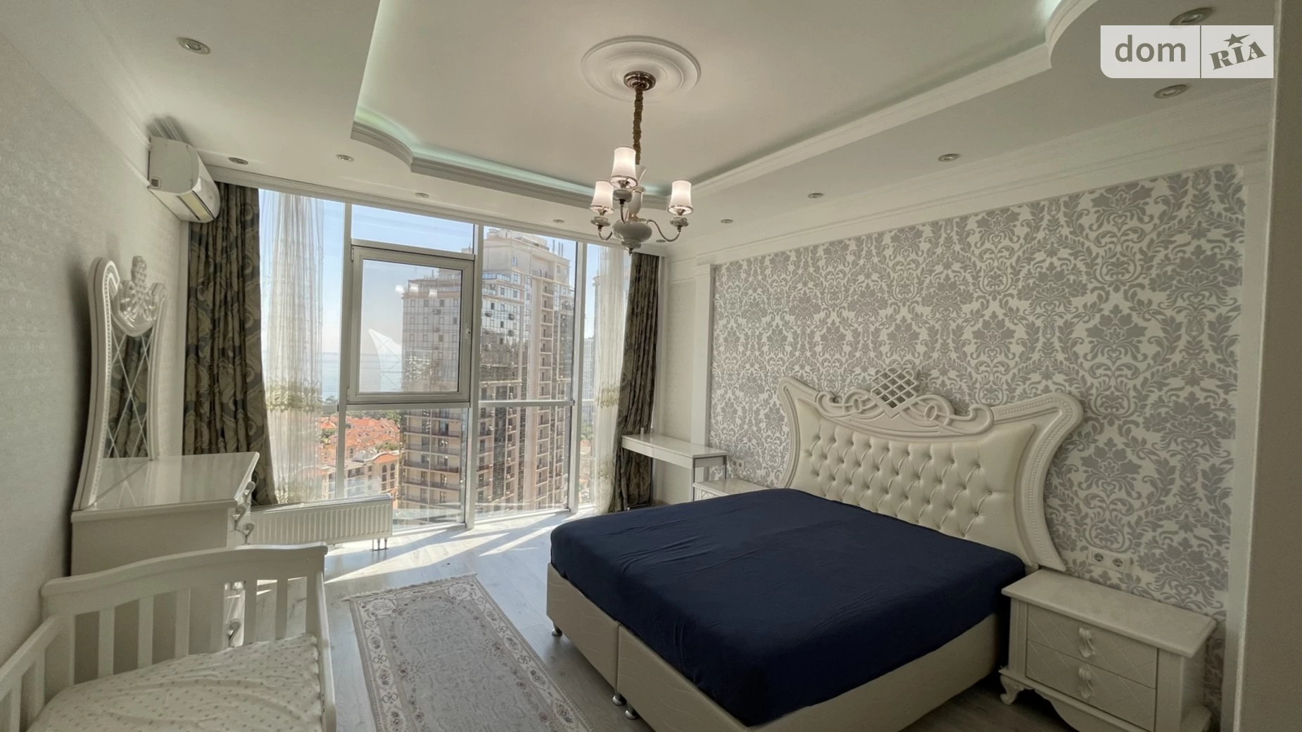 Продається 2-кімнатна квартира 86.6 кв. м у Одесі, бул. Французький - фото 2