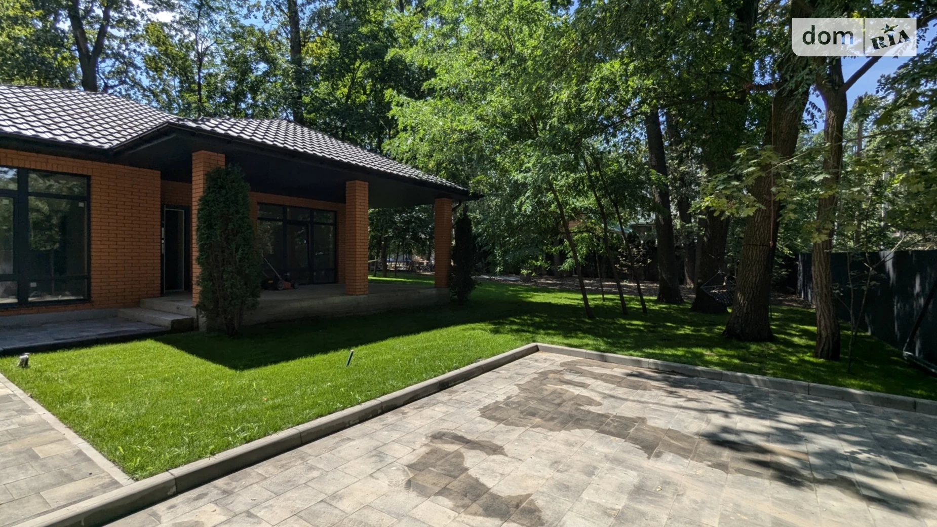 Продается одноэтажный дом 150 кв. м с участком, цена: 250000 $ - фото 2