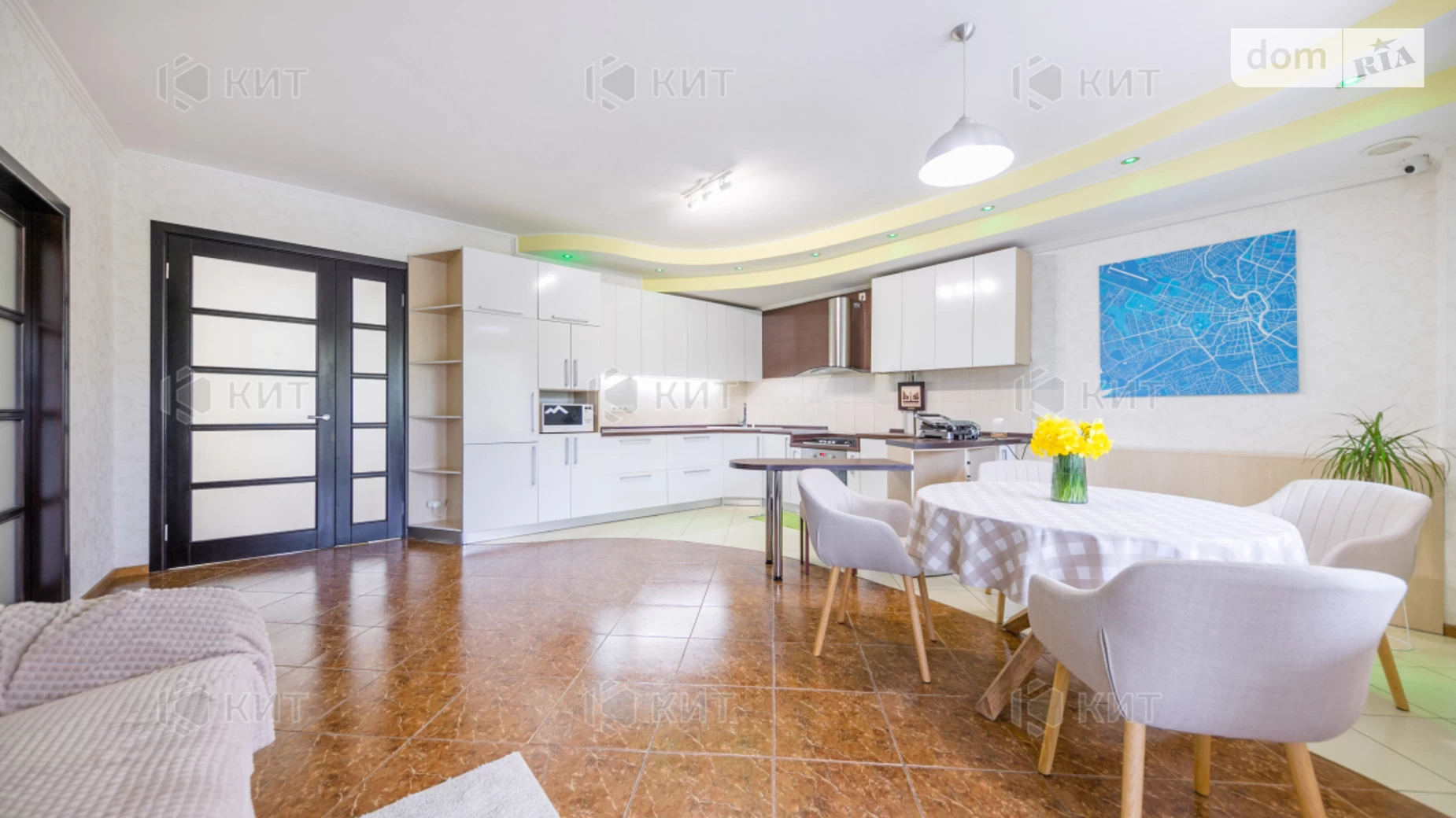 Продается дом на 2 этажа 385 кв. м с садом, цена: 120000 $ - фото 4