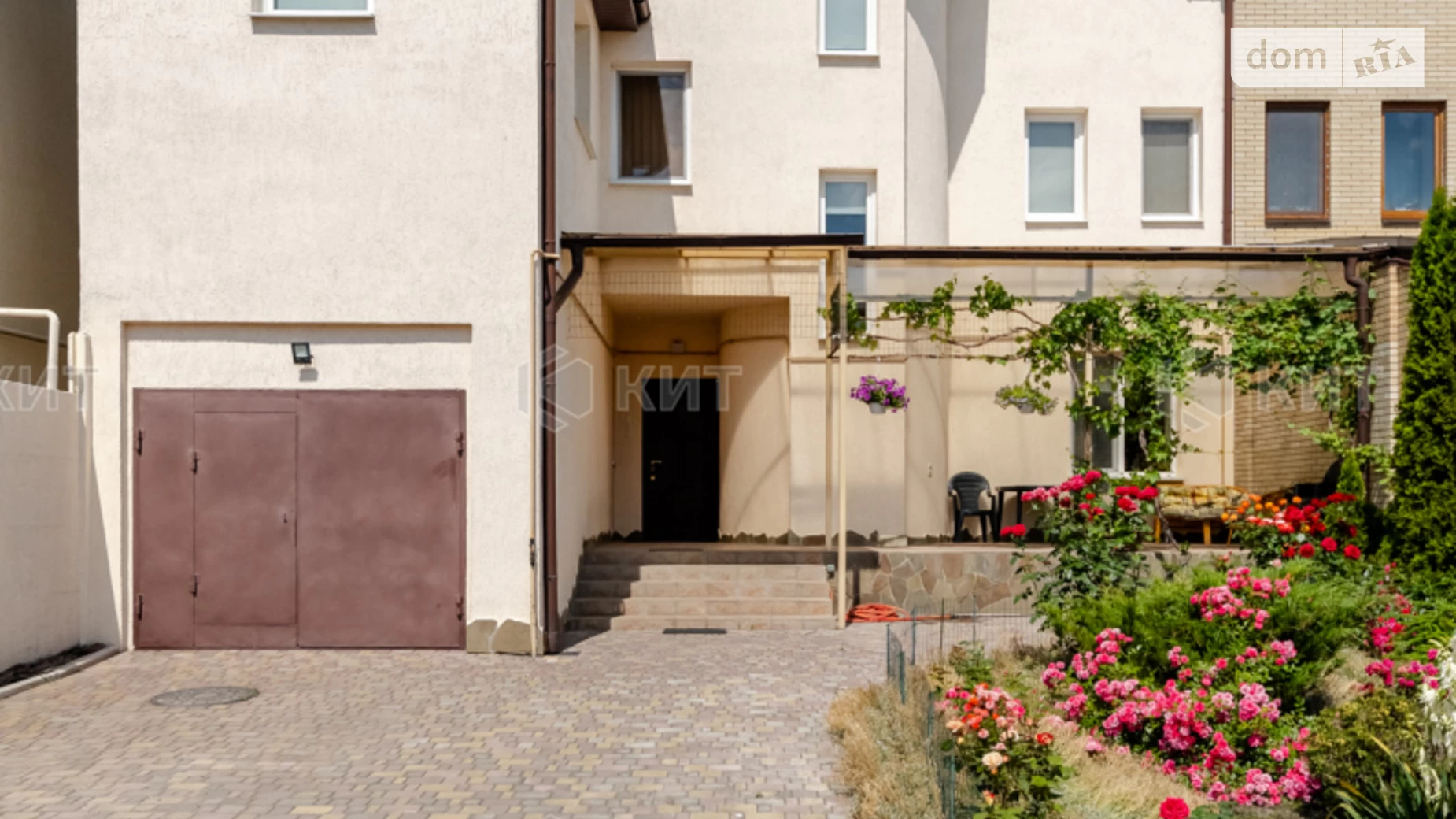 Продается дом на 2 этажа 230 кв. м с мебелью, цена: 165000 $ - фото 3