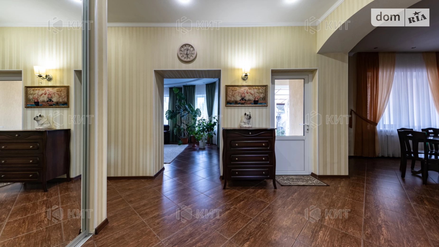 Продается дом на 2 этажа 230 кв. м с мебелью, цена: 165000 $ - фото 4