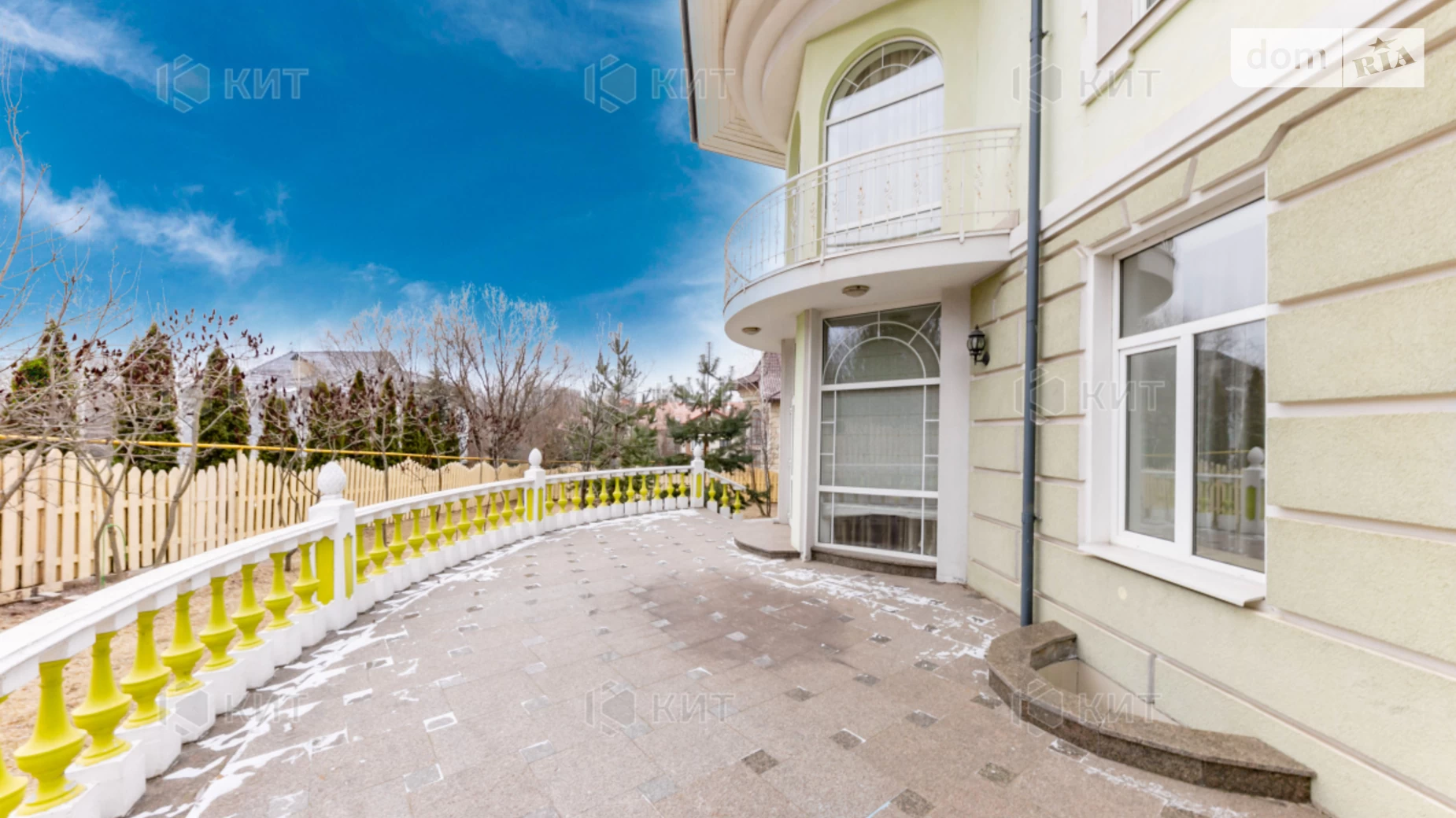 Сдается в аренду дом на 2 этажа 850 кв. м с балконом, цена: 3500 $ - фото 3