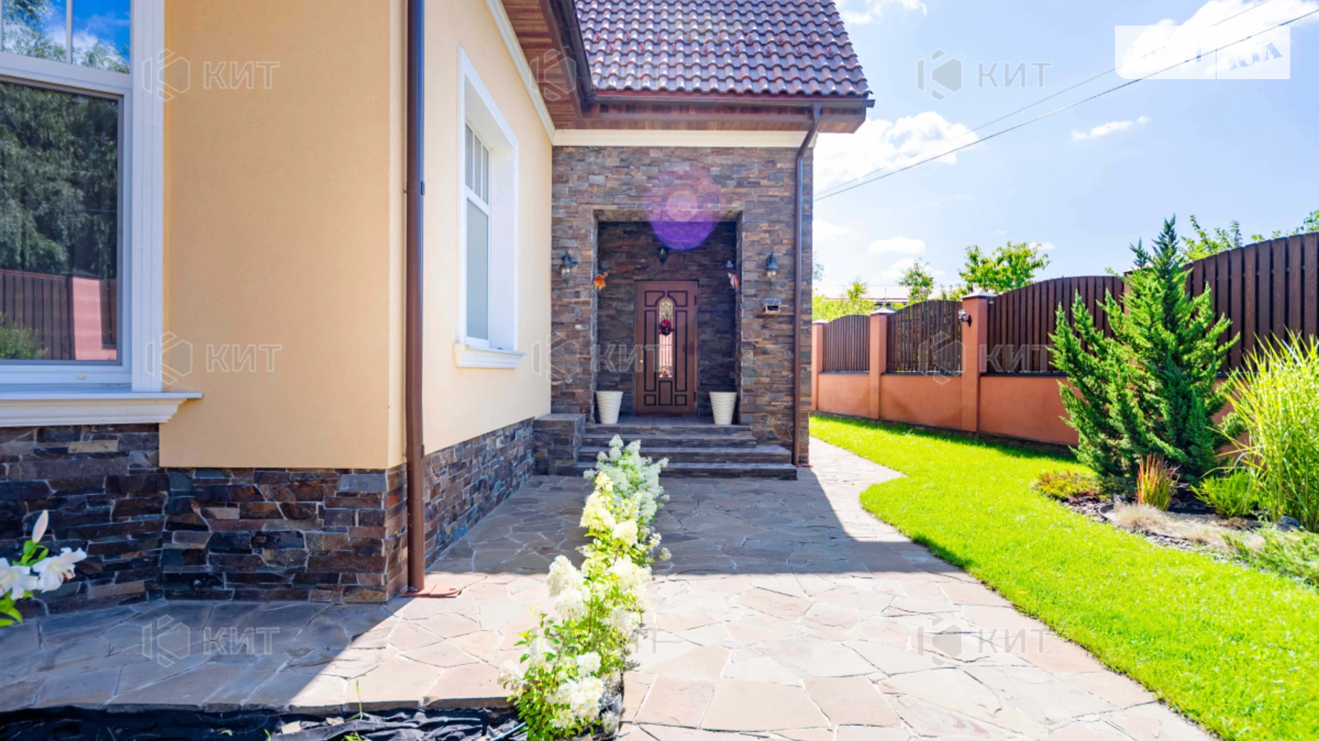 Продается дом на 2 этажа 235.2 кв. м с садом, цена: 600000 $ - фото 4