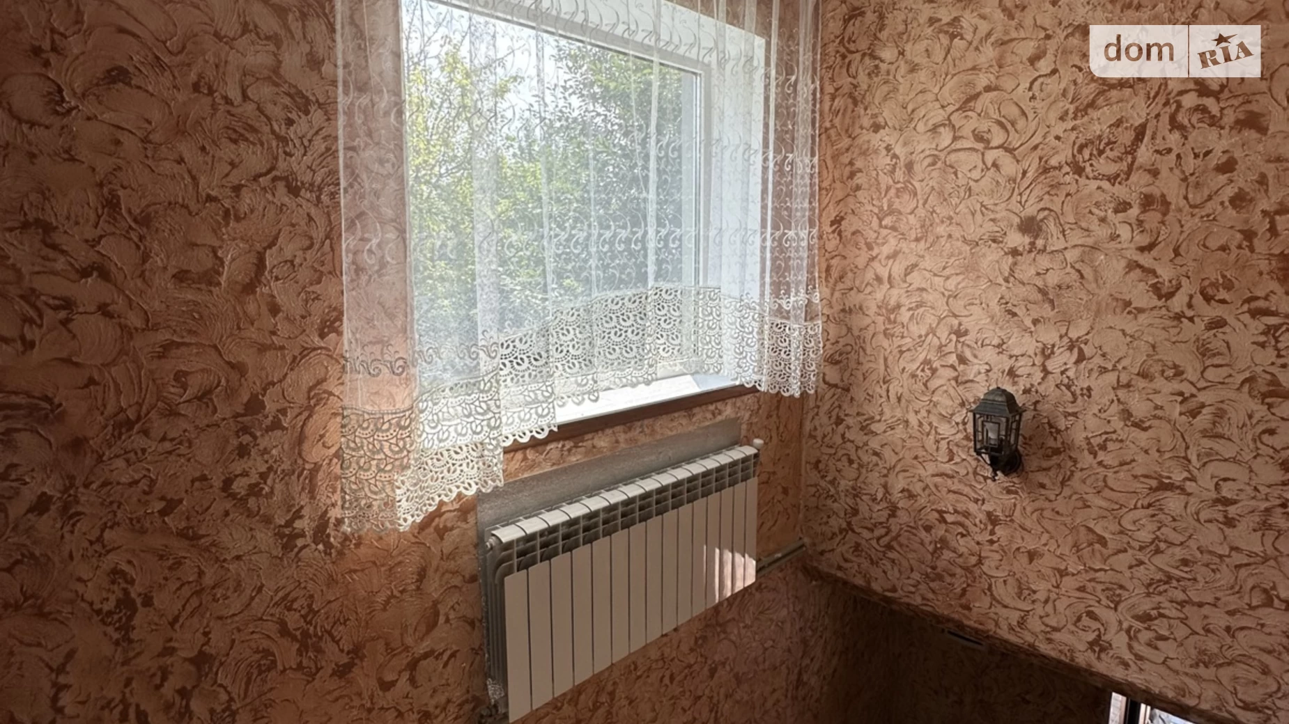 Продается дом на 3 этажа 210 кв. м с подвалом, цена: 80000 $ - фото 5
