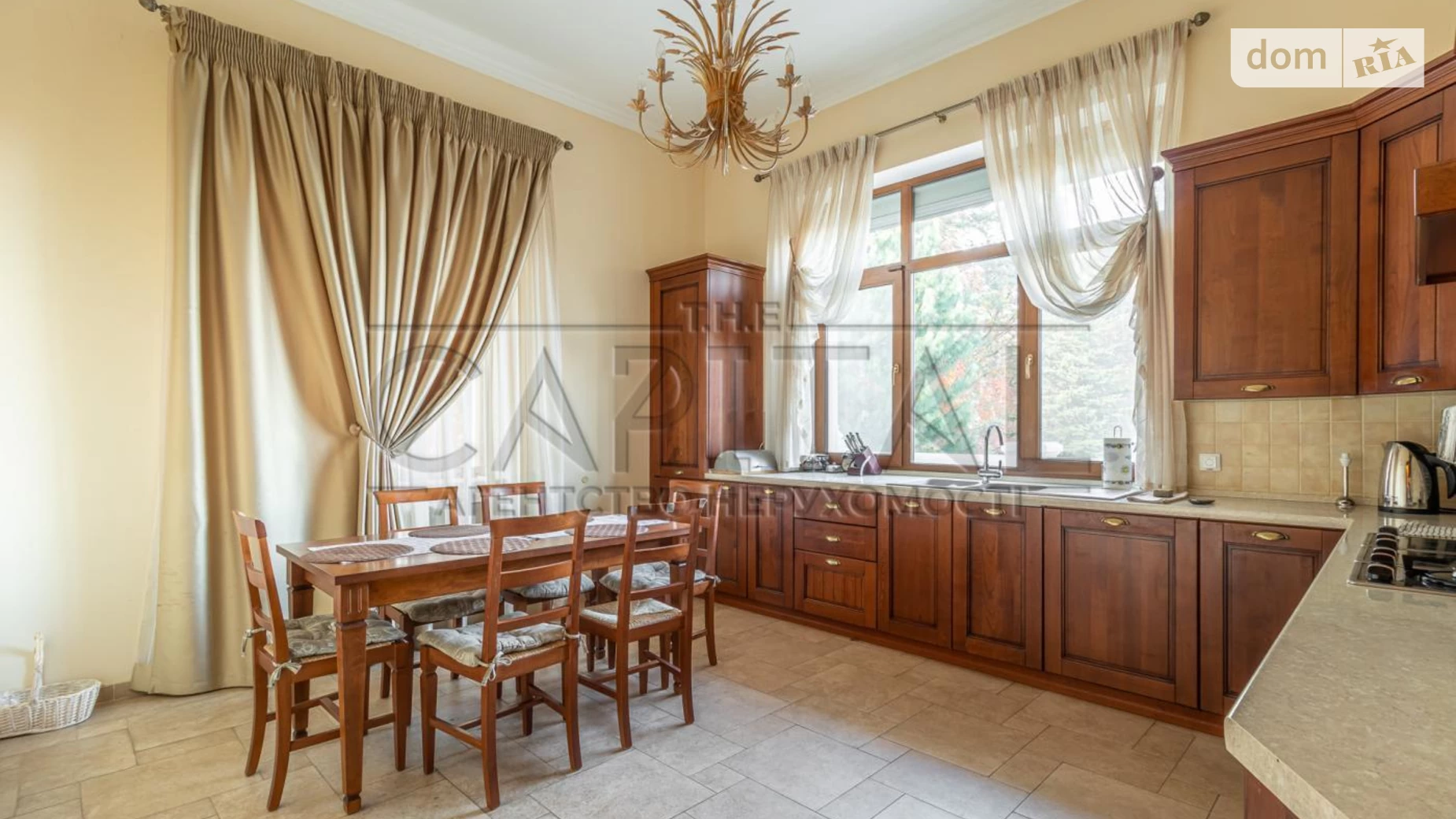 Продается дом на 3 этажа 500 кв. м с мебелью, цена: 900000 $ - фото 2