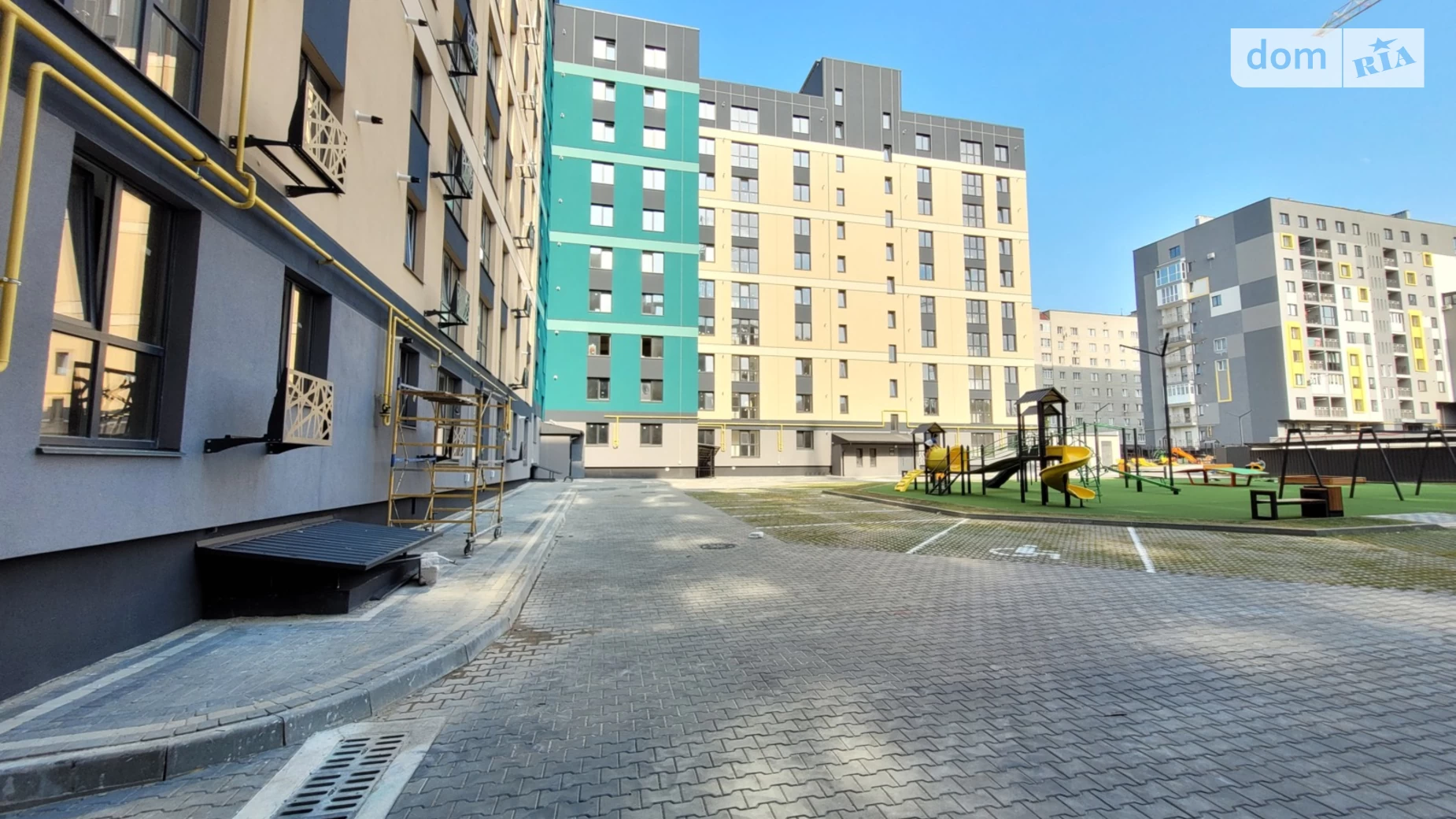 1-комнатная квартира 43 кв. м в Луцке, ул. Ровенская, 119 - фото 4