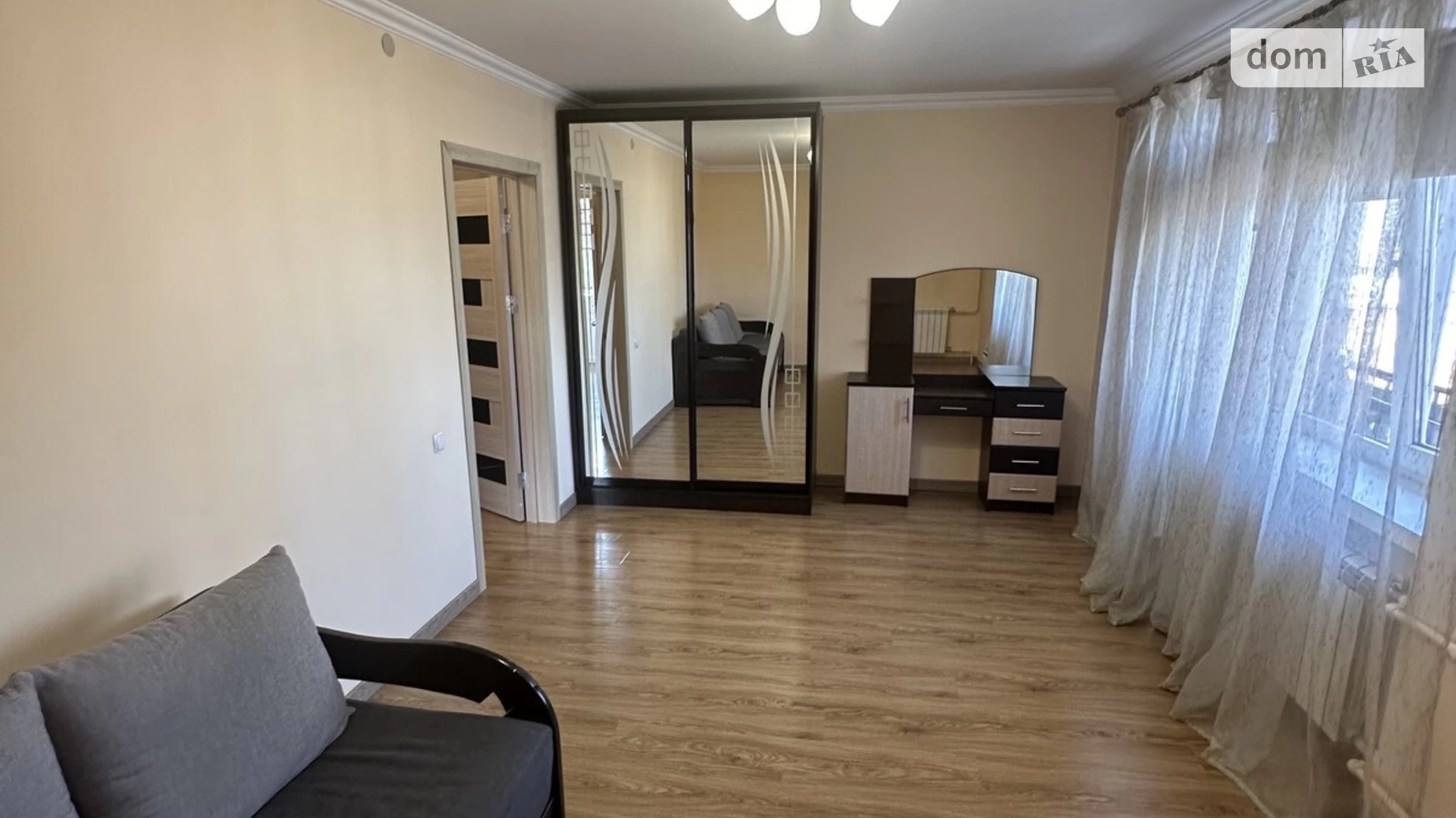 Продається 1-кімнатна квартира 38 кв. м у Чернівцях - фото 4