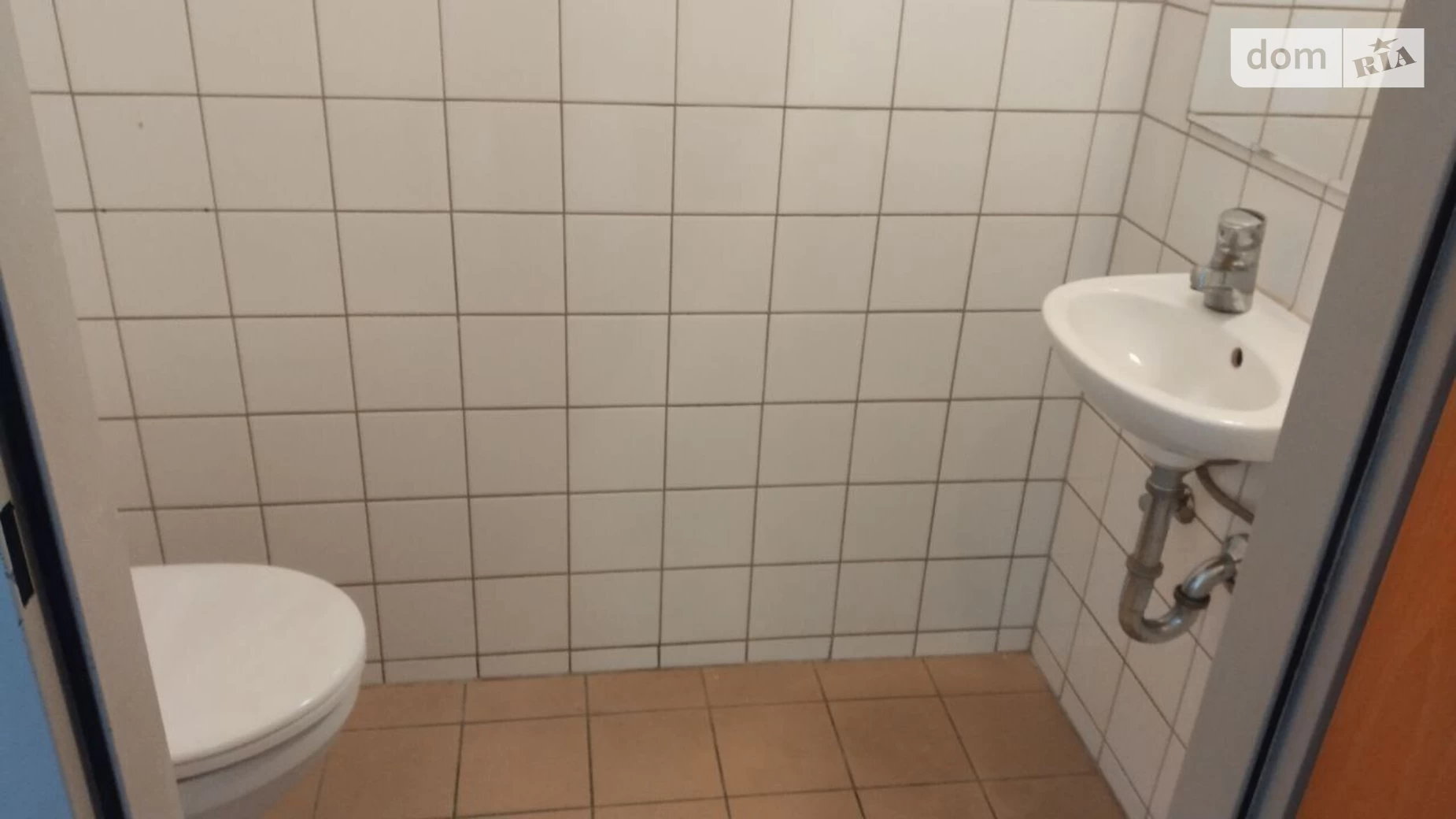 Сдается в аренду офис 184 кв. м в бизнес-центре, цена: 1472 $ - фото 5