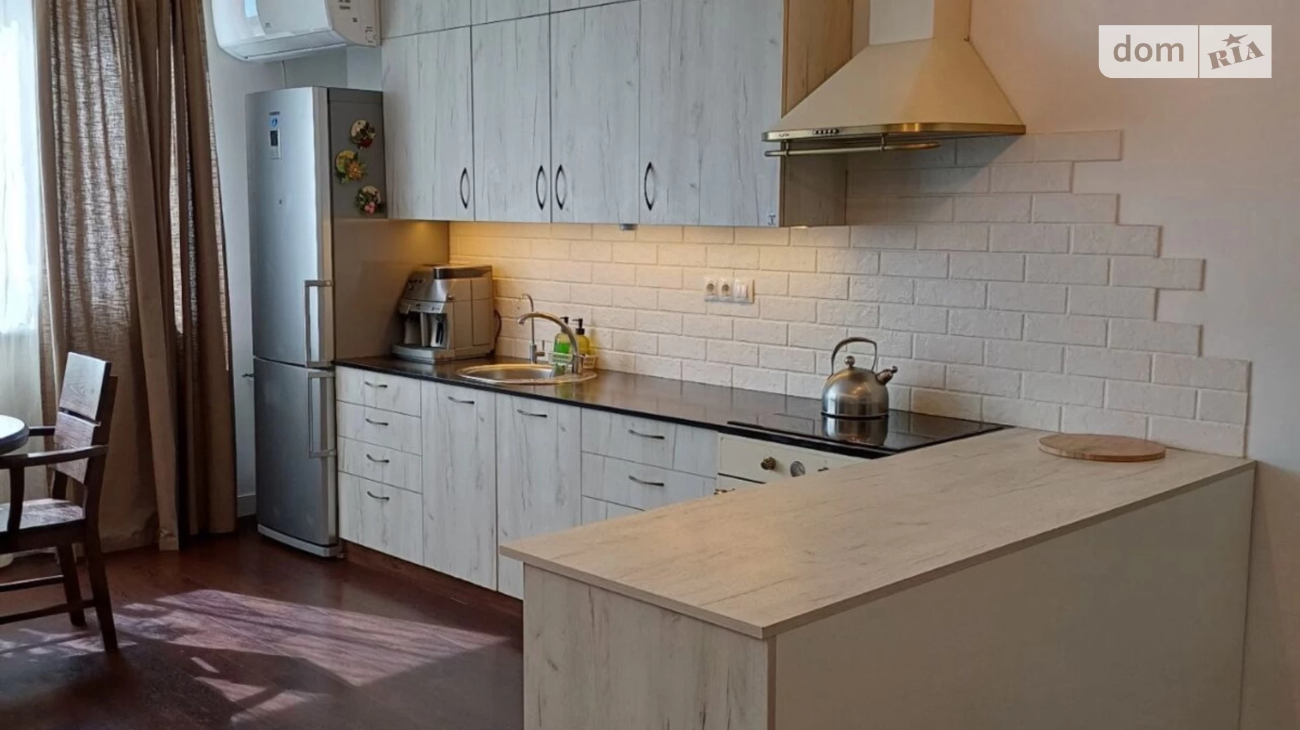 Продается 2-комнатная квартира 96.6 кв. м в Киеве, просп. Лобановського(Краснозвездного) - фото 3