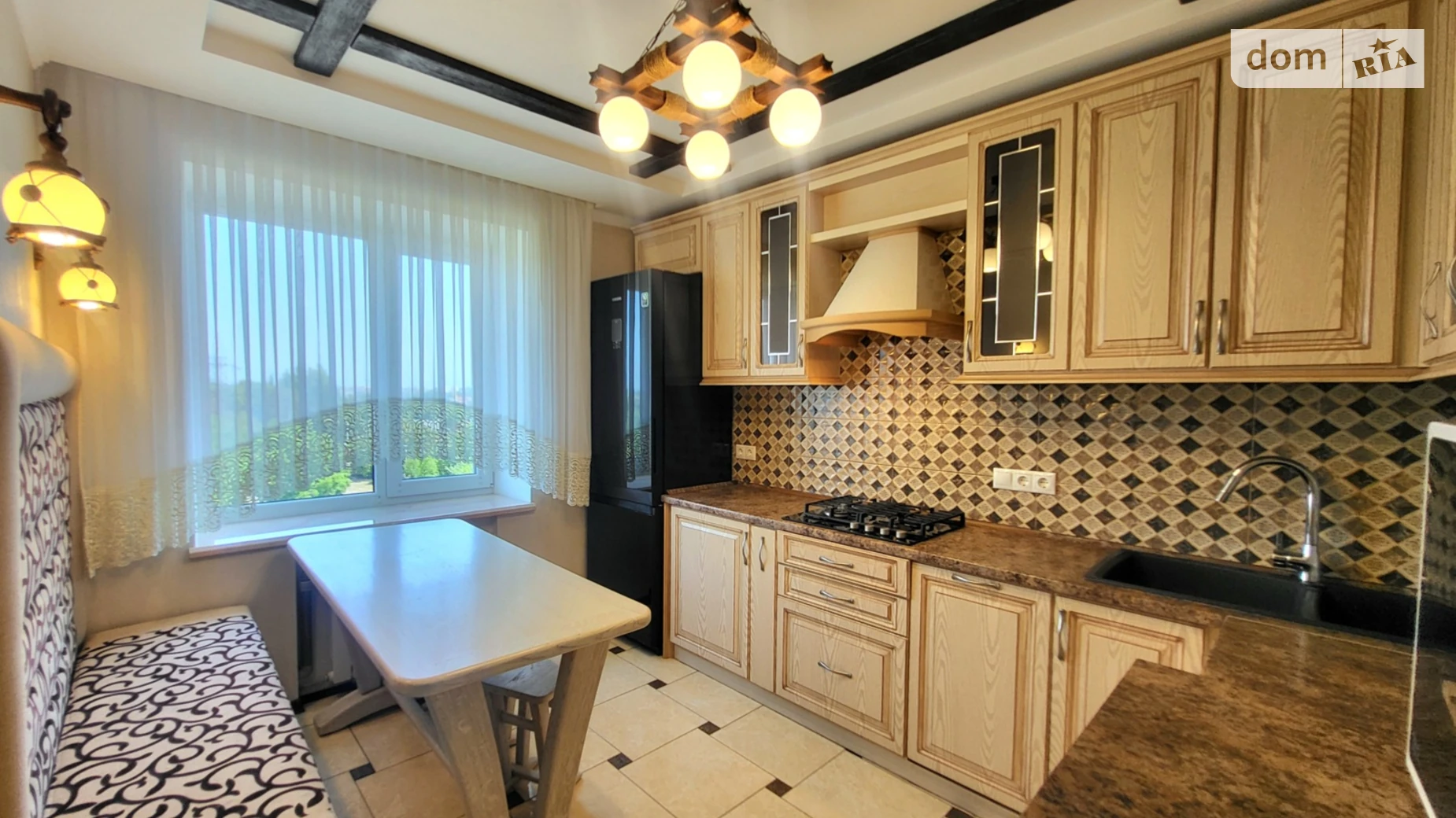 Продается 3-комнатная квартира 95 кв. м в Виннице, ул. Гетмана Мазепы(Чехова), 8А - фото 2