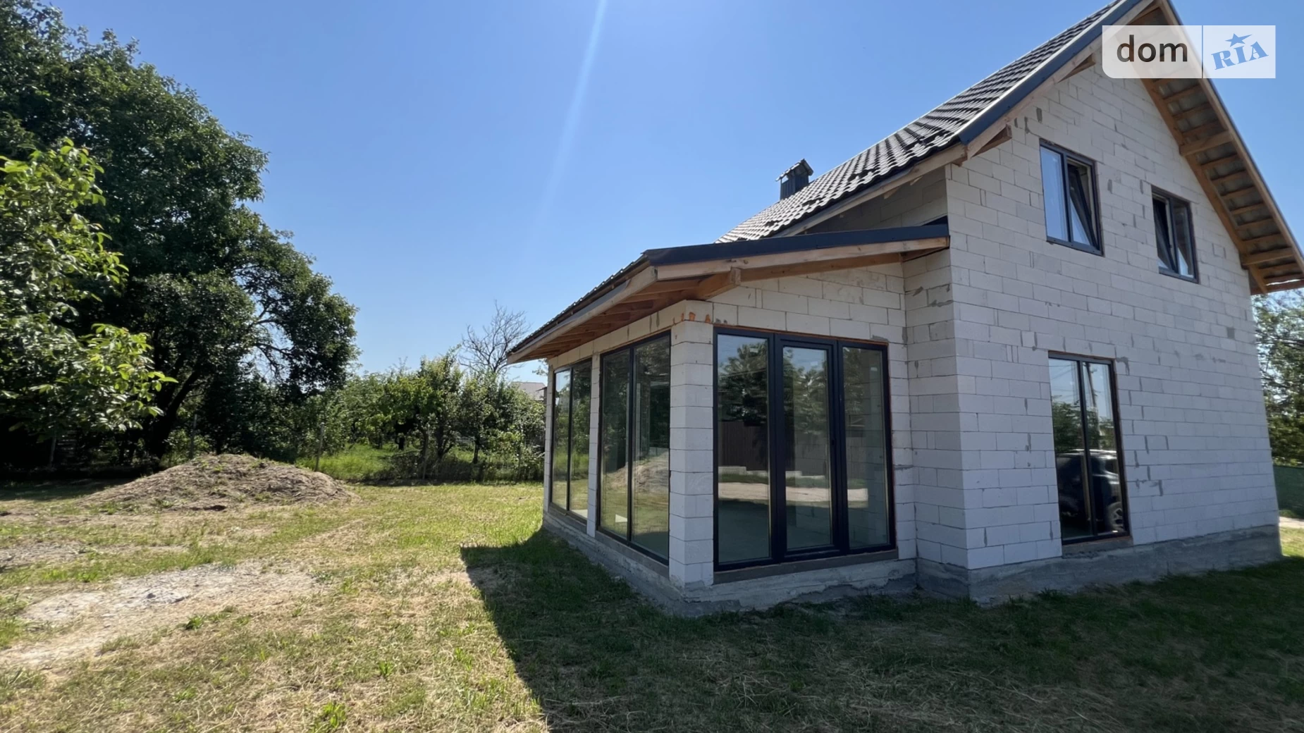 Продается дом на 2 этажа 147 кв. м с камином, цена: 78000 $ - фото 5