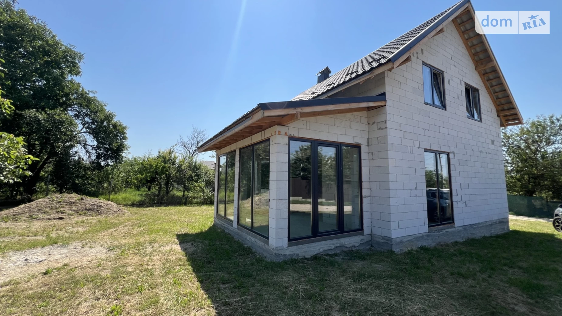 Продается дом на 2 этажа 147 кв. м с камином, цена: 78000 $ - фото 2