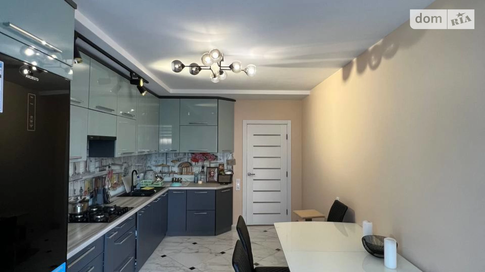 Продается 2-комнатная квартира 62.5 кв. м в Ивано-Франковске, ул. Макогона - фото 4