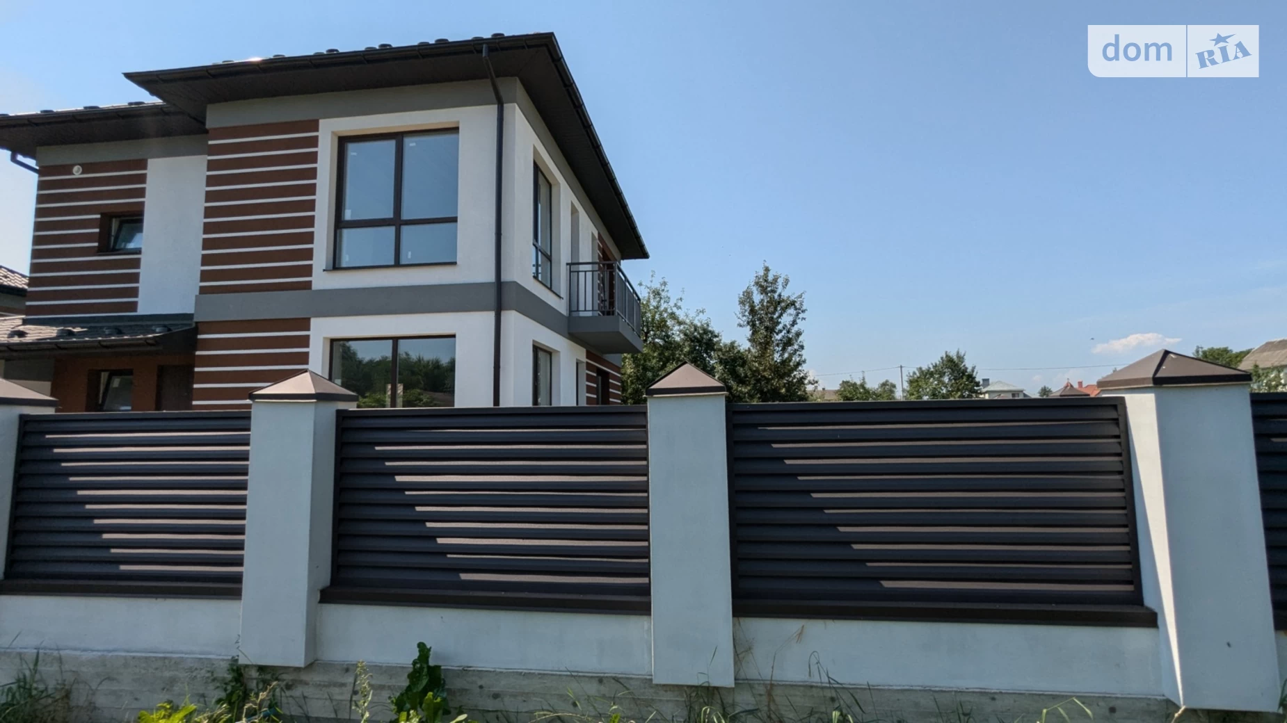 Продается дом на 2 этажа 160 кв. м с бассейном, цена: 135000 $ - фото 3