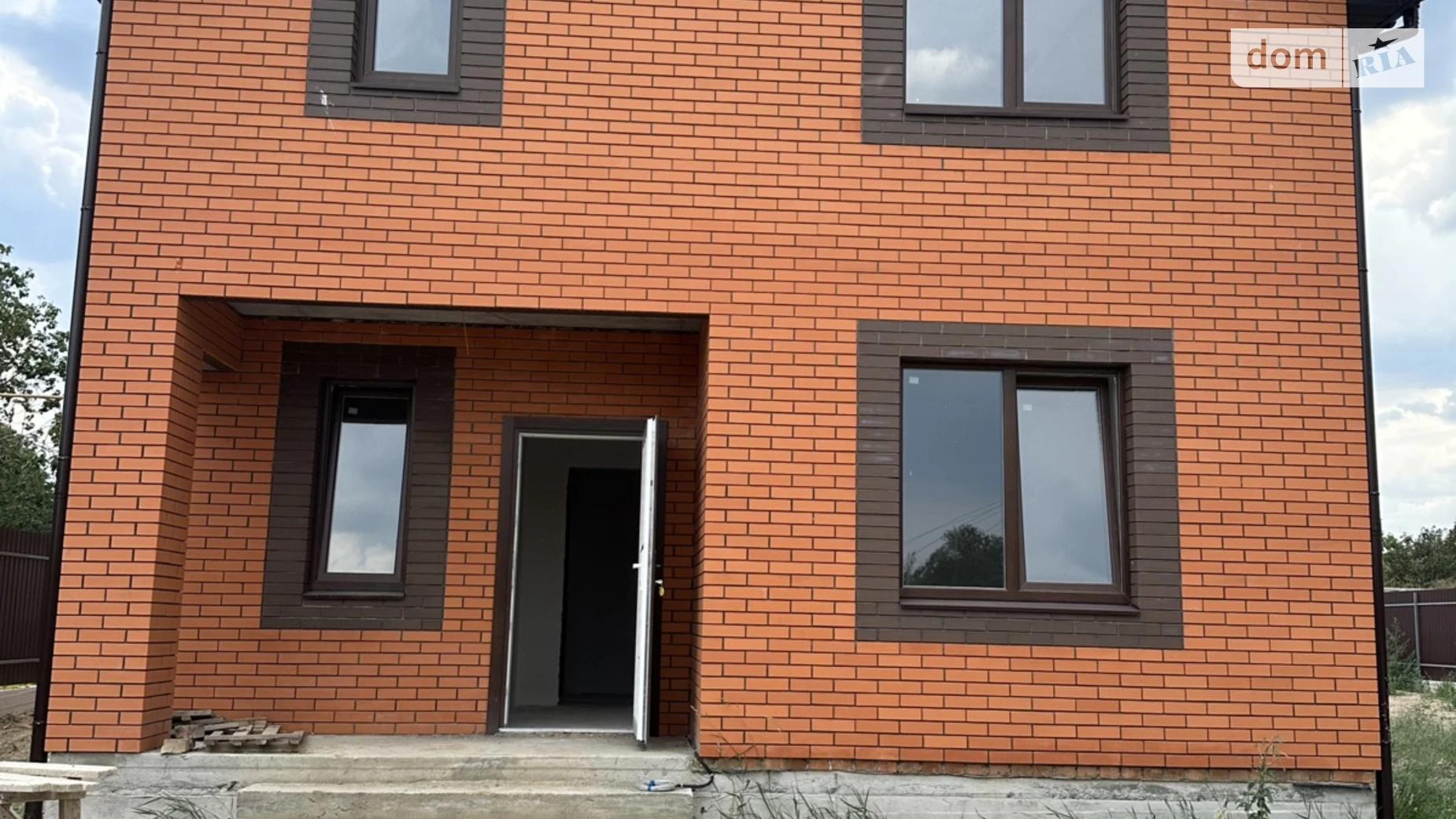 Продается дом на 2 этажа 120 кв. м с балконом, цена: 85000 $ - фото 2