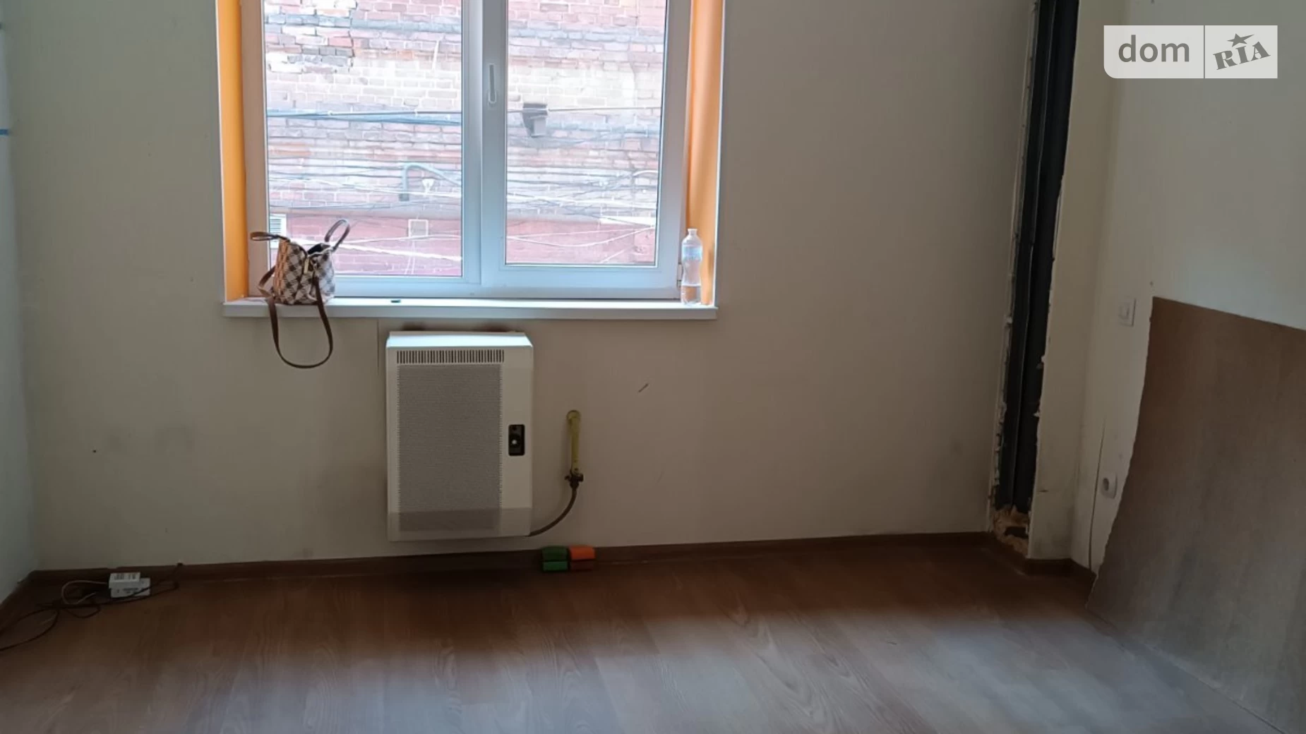 Продается офис 52 кв. м в бизнес-центре, цена: 75000 $ - фото 4