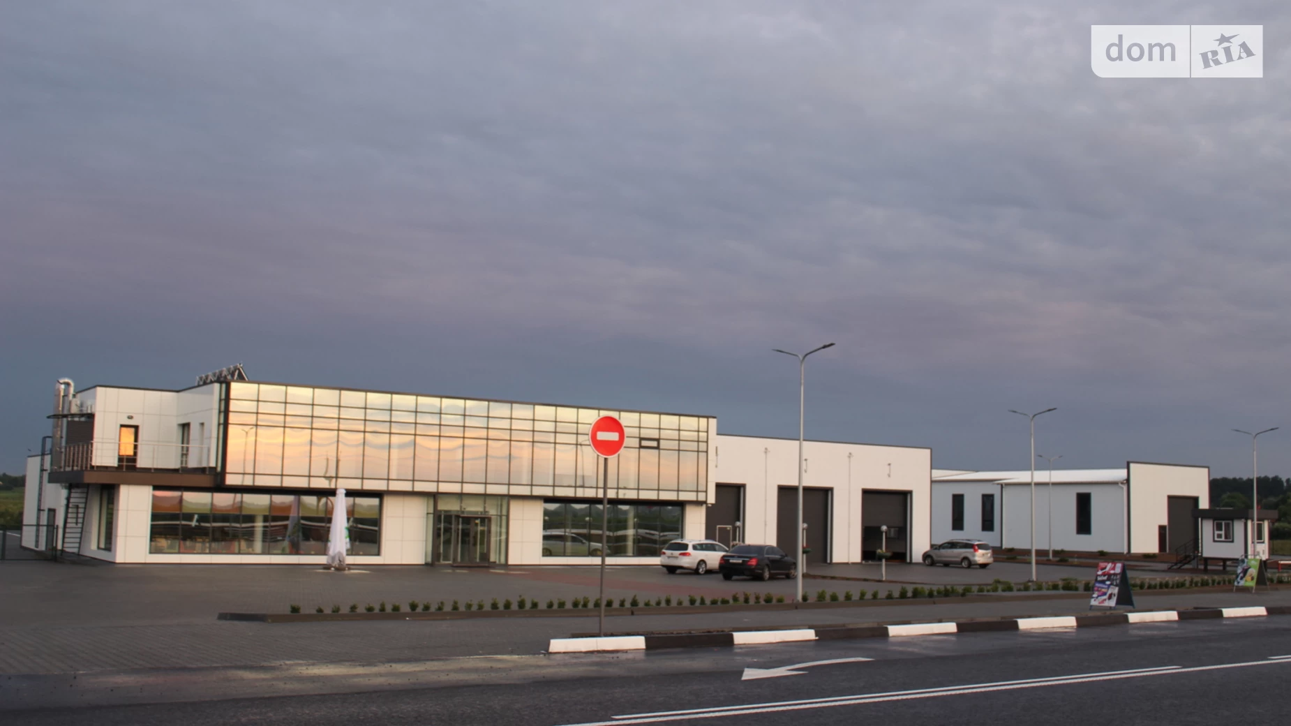Продается помещения свободного назначения 1640 кв. м в 2-этажном здании, цена: 1800000 $ - фото 2