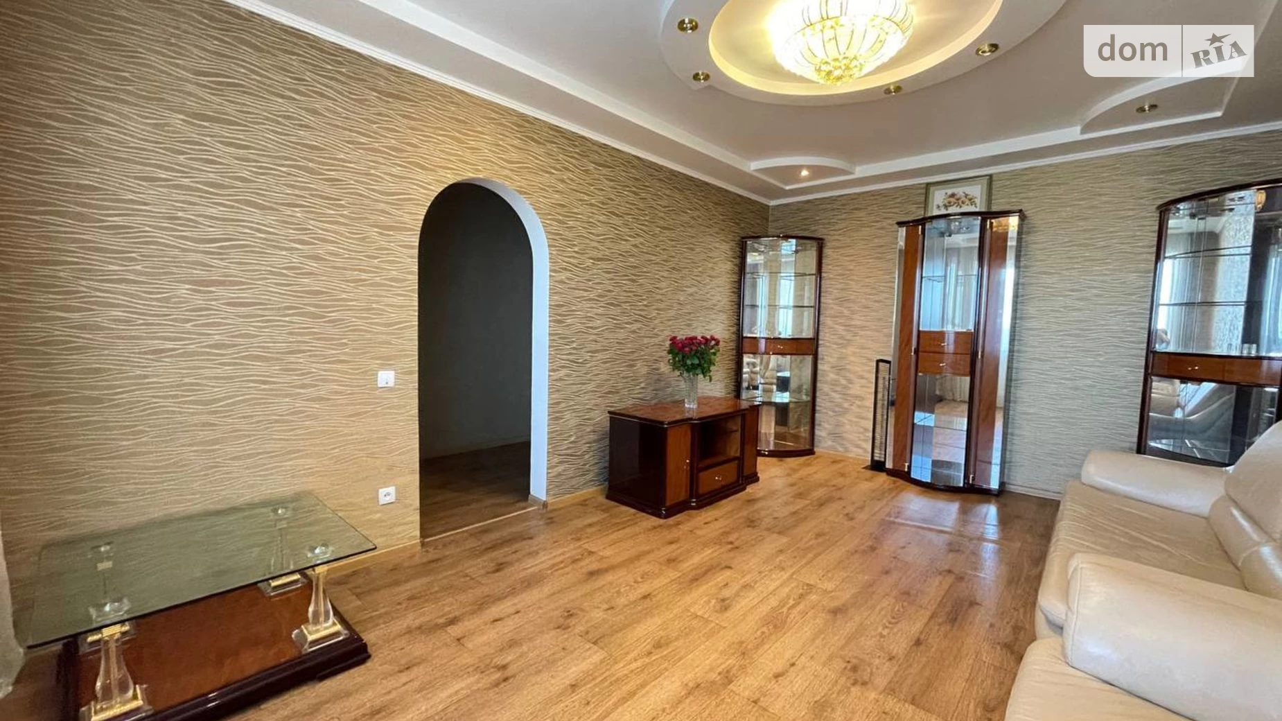 Продается 4-комнатная квартира 91.7 кв. м в Кривом Роге, ул. Сахарова, 3 - фото 3