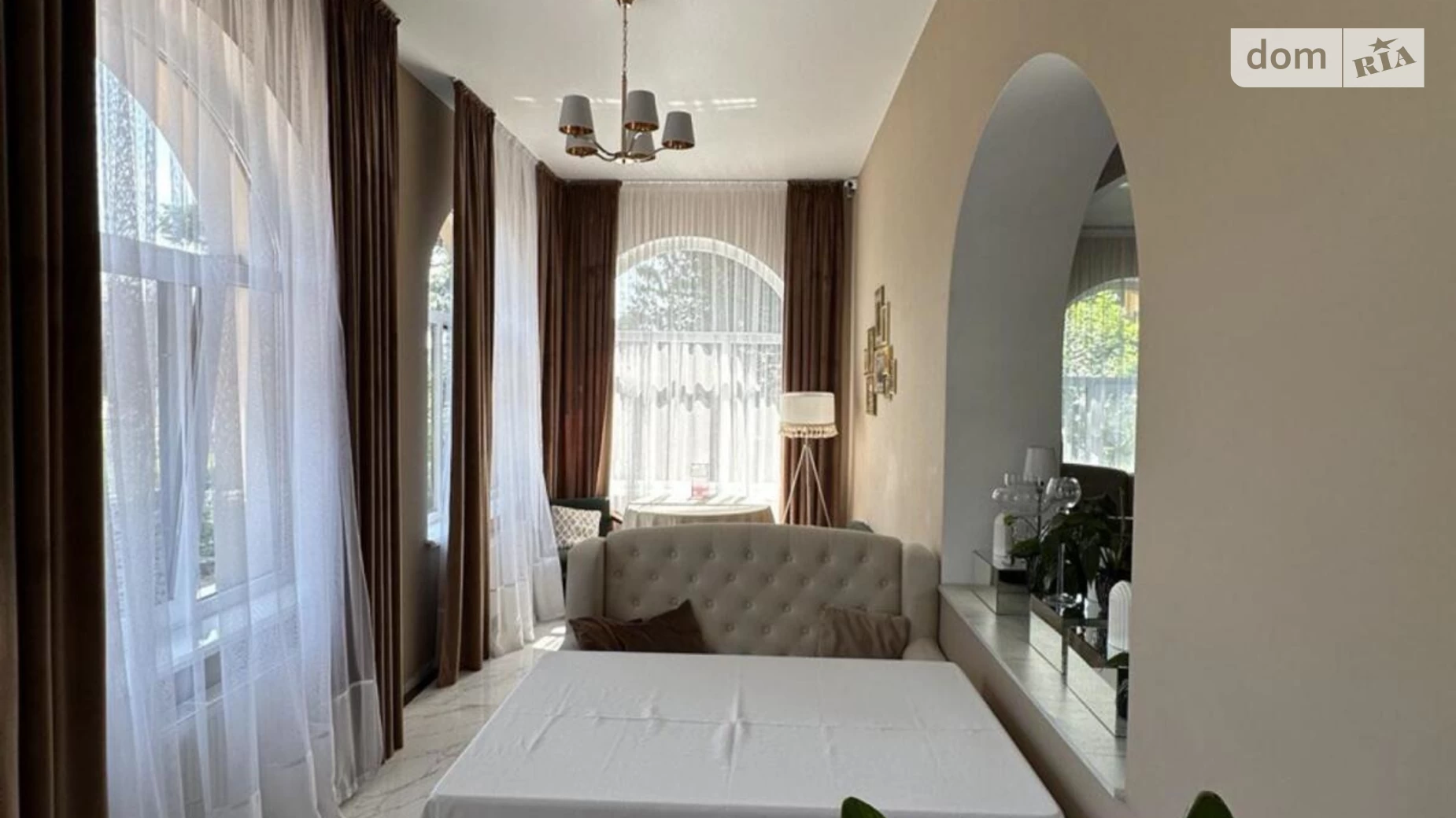 просп. Независимости Острог, цена: 135000 $ - фото 3