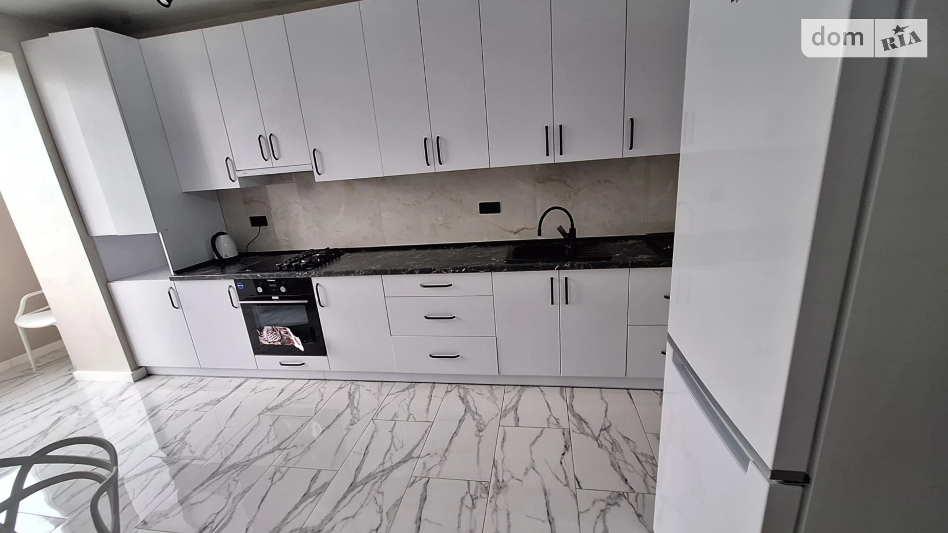 Сдается в аренду 1-комнатная квартира 44 кв. м в Ивано-Франковске, Юліана Целевича - фото 2