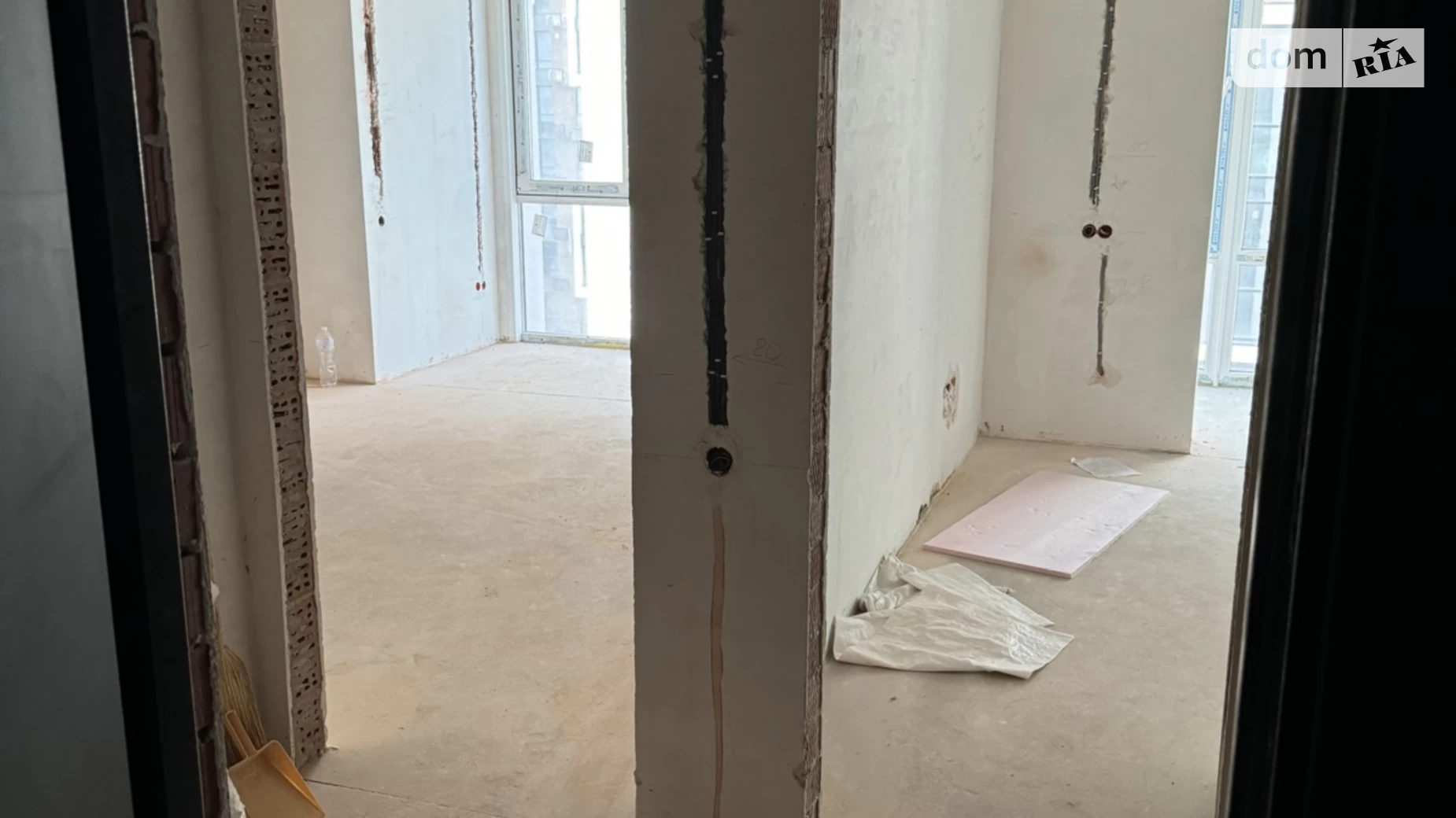 Продается 1-комнатная квартира 41.7 кв. м в Ивано-Франковске, ул. Ленкавского, 34/3 - фото 4