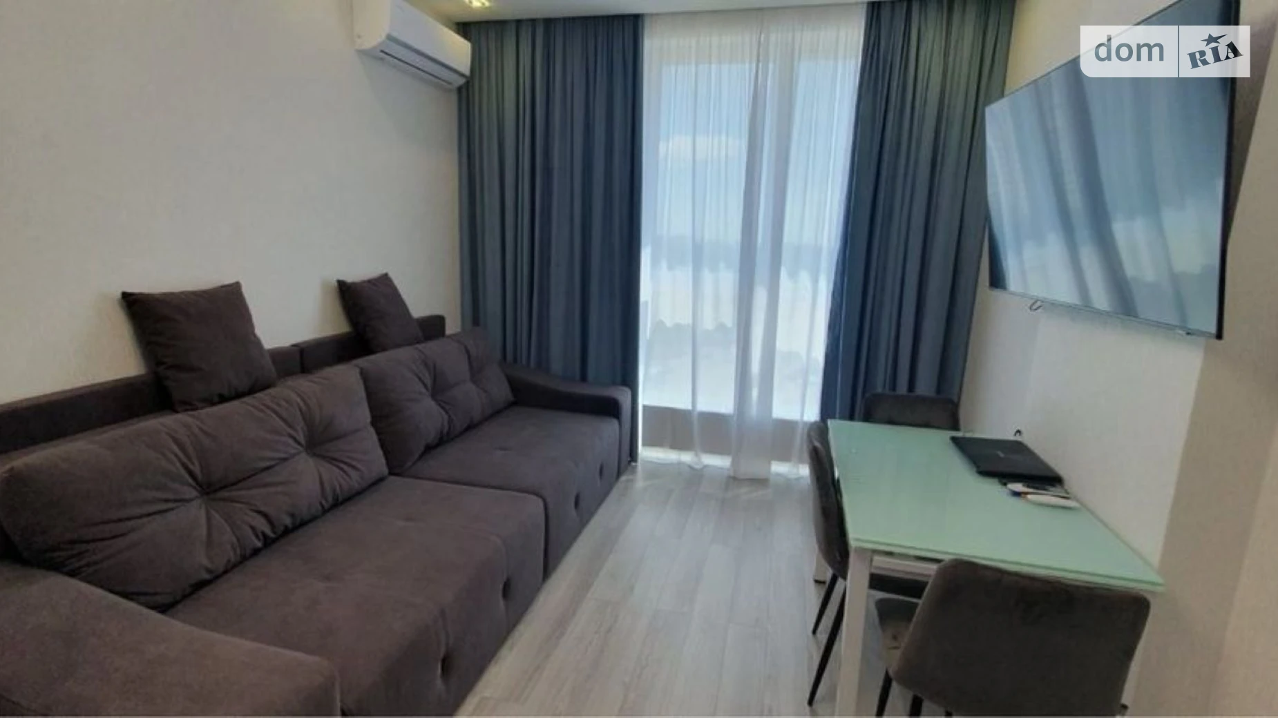 Продается 1-комнатная квартира 46.9 кв. м в Днепре, бул. Звездный, 1М - фото 2