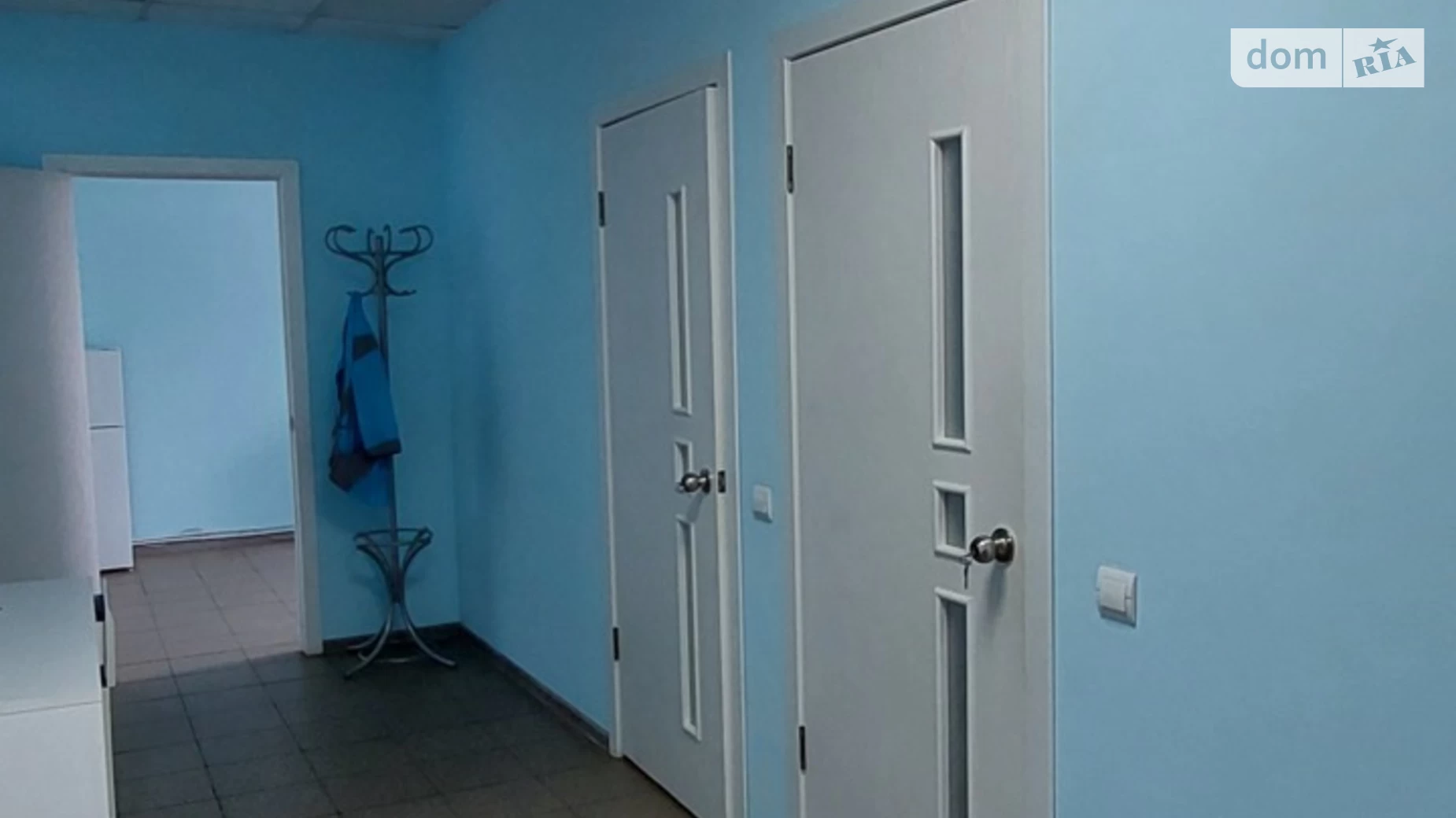 Сдается в аренду объект сферы услуг 12 кв. м в 2-этажном здании, цена: 1000 грн - фото 2