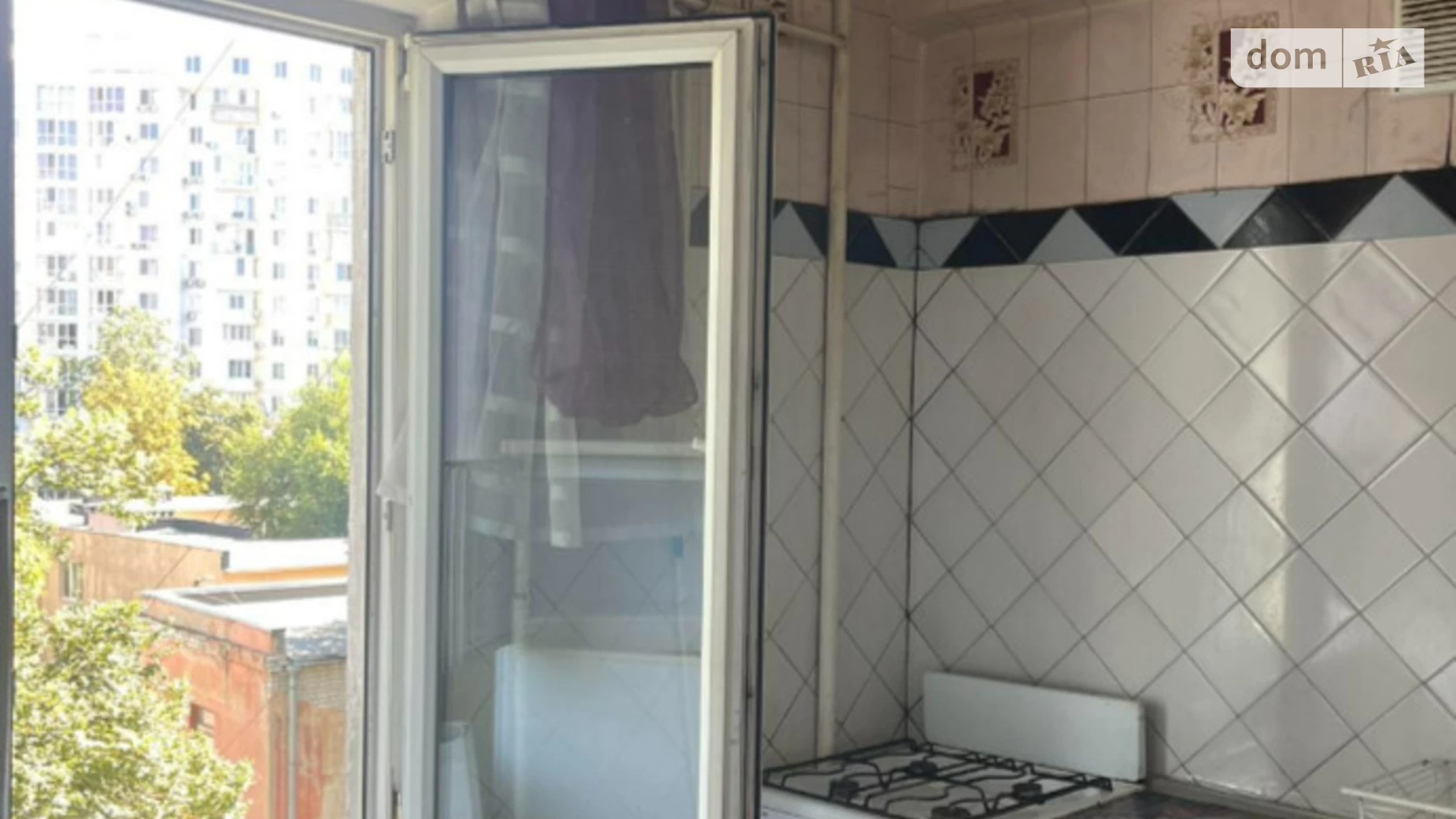 Продается 3-комнатная квартира 54 кв. м в Одессе, ул. Транспортная, 8 - фото 2